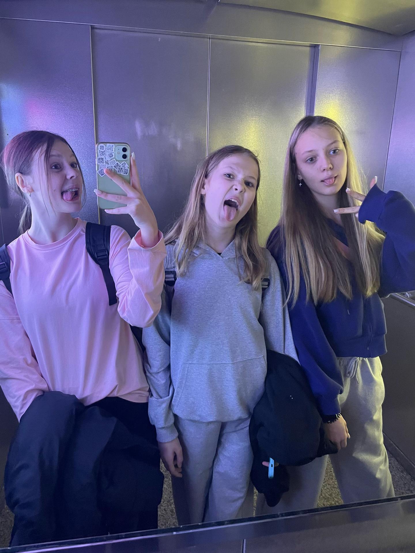 @𝐥𝐢𝐬𝐡𝐚🪽