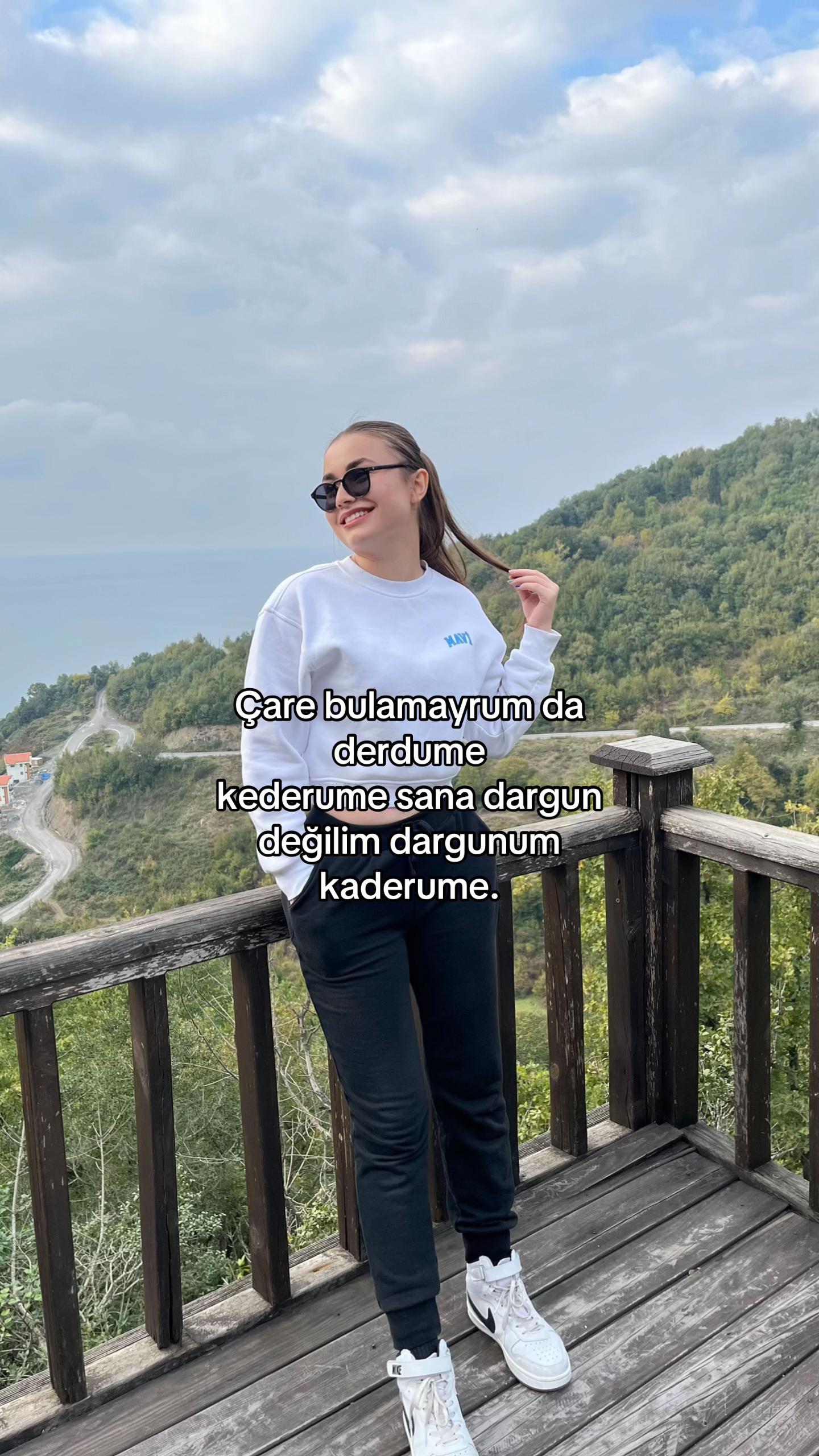 @𝓝🎀