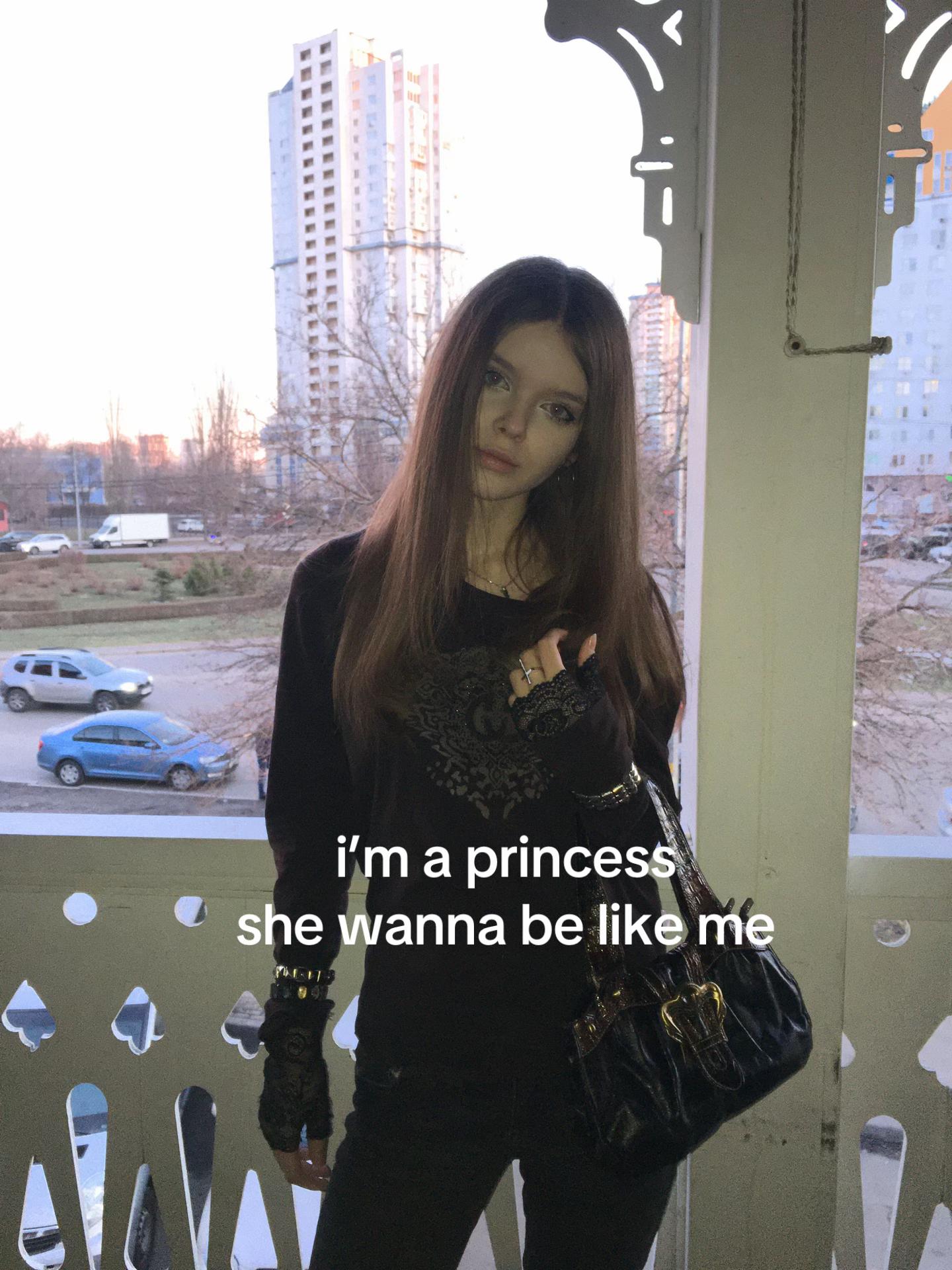 @mIlana ◕益]]