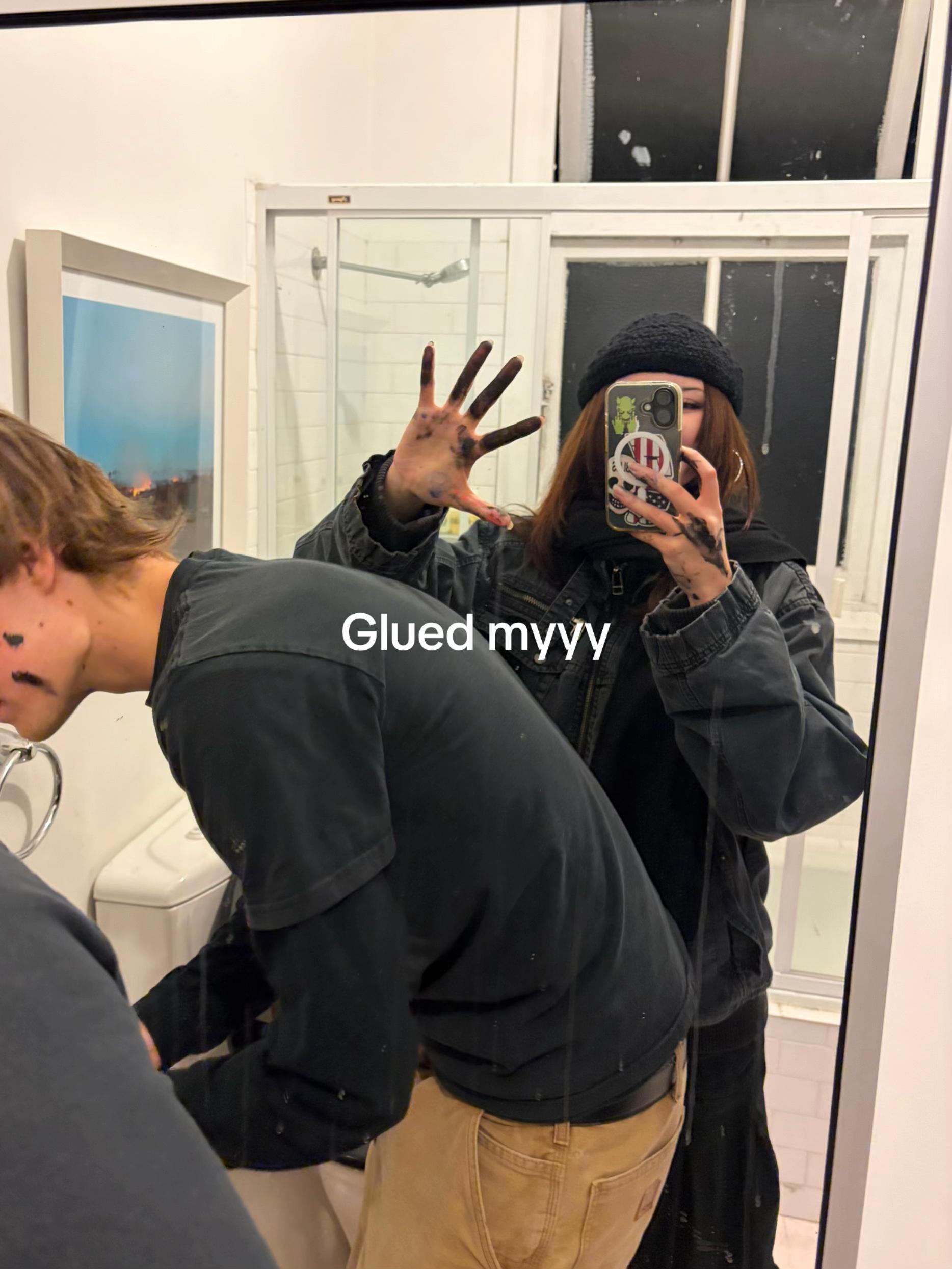 @lily