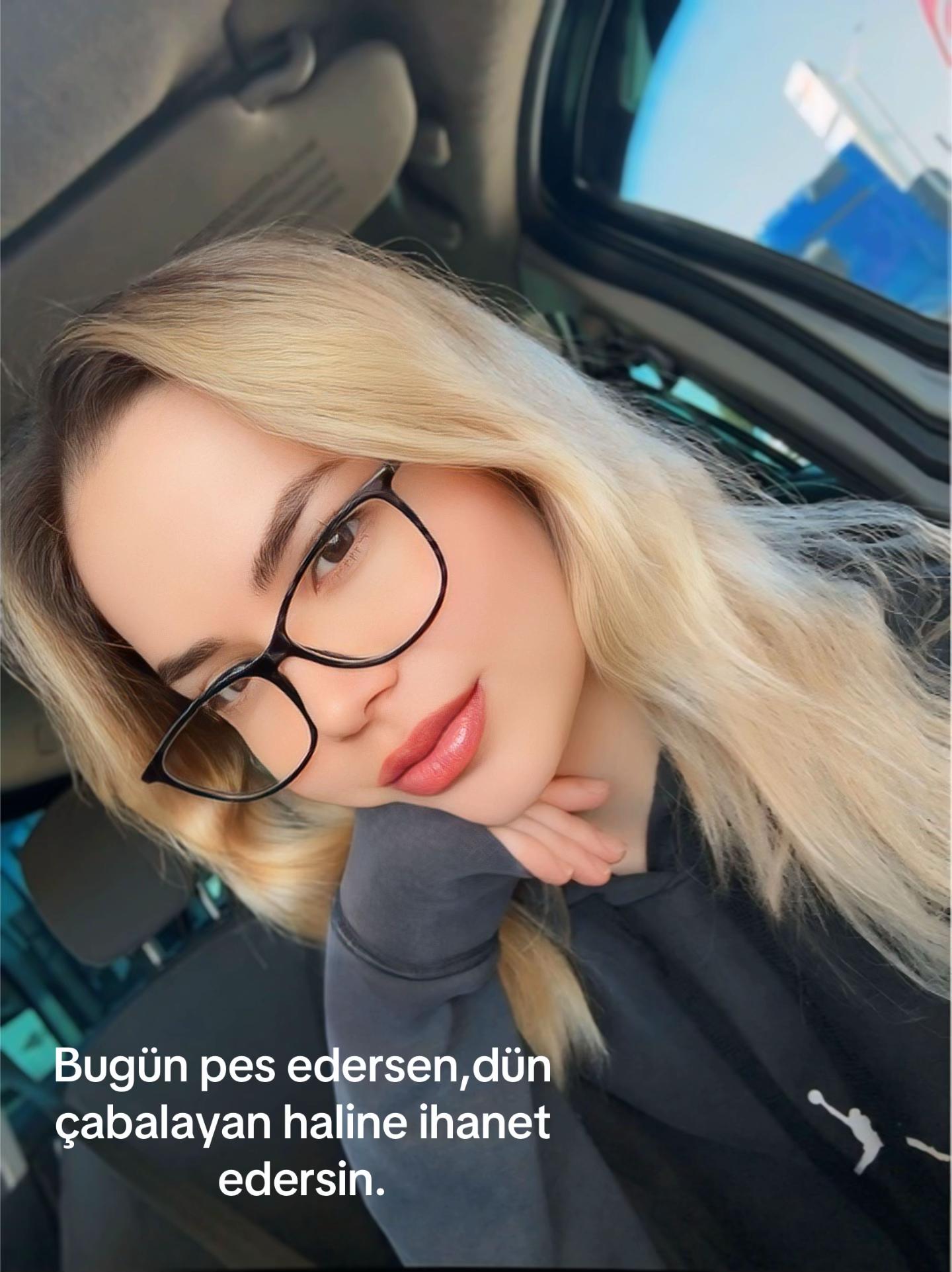 @Emoşşş💃🌸