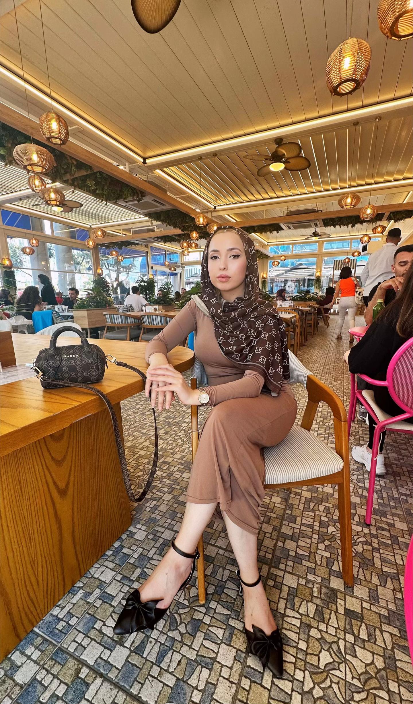 @𝒀 𝑬 𝑳 İ 𝒁 𝒛 ☆