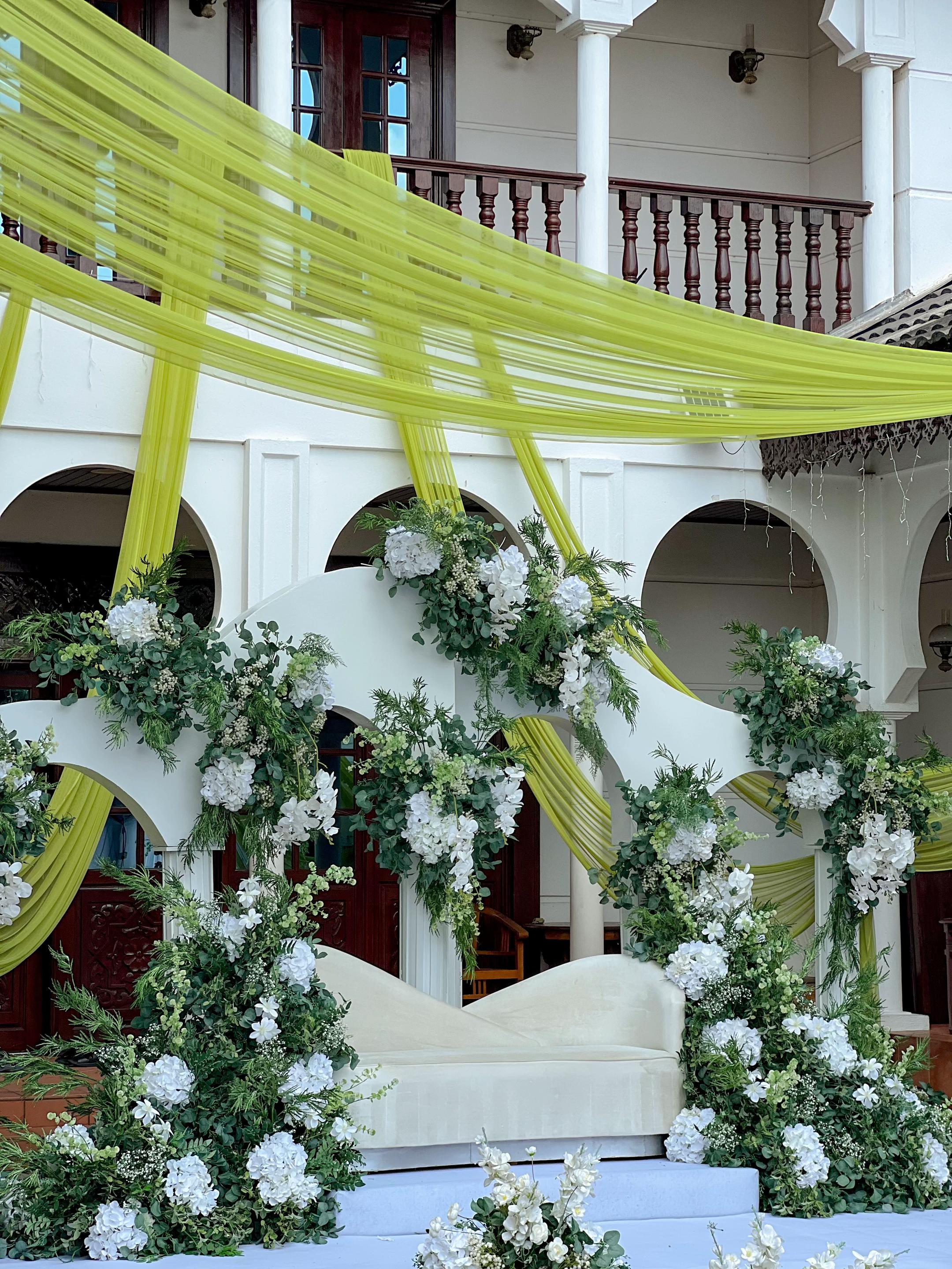@FWCBRIDALDECO