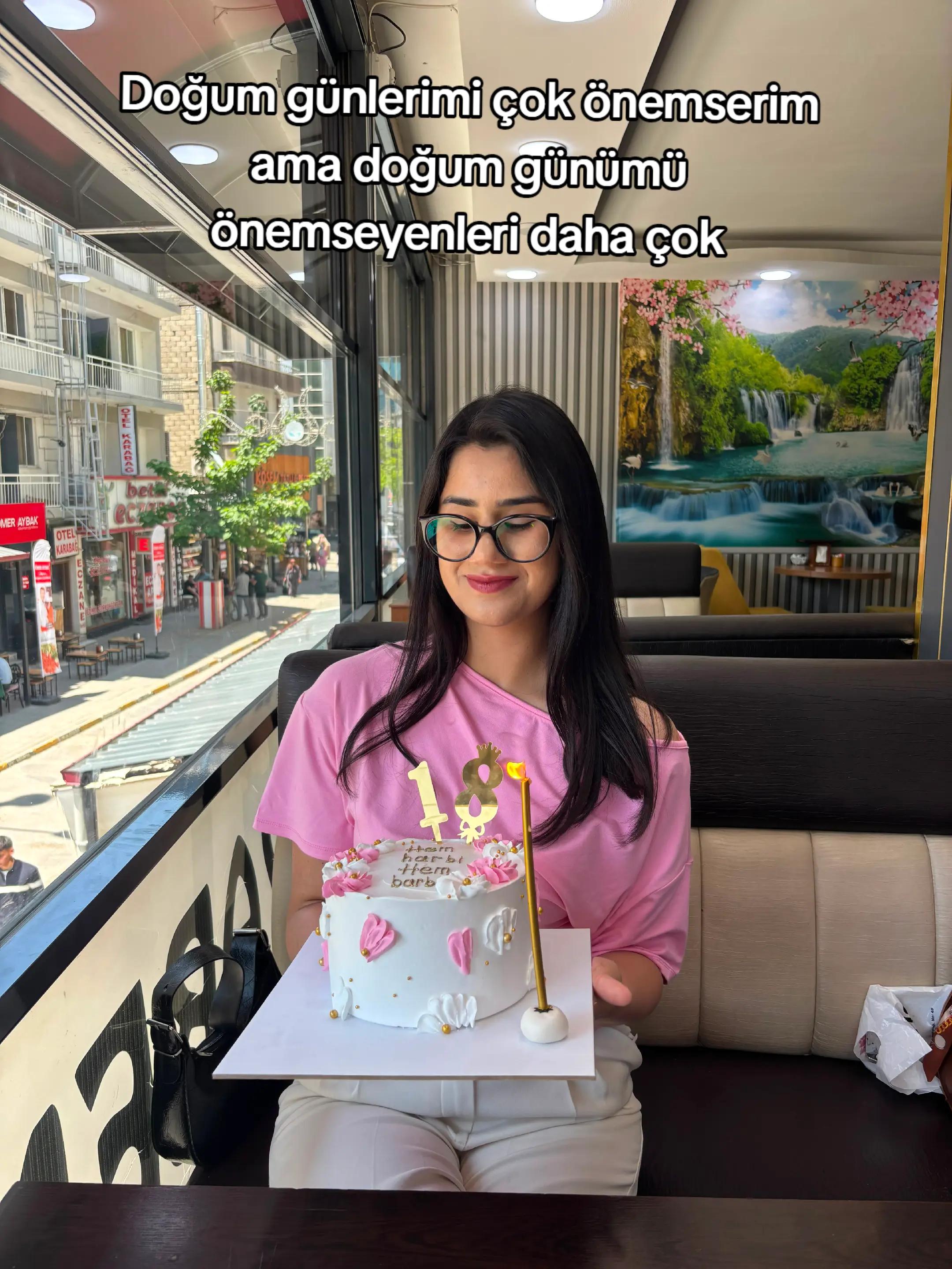 @Azra G&uuml;neş