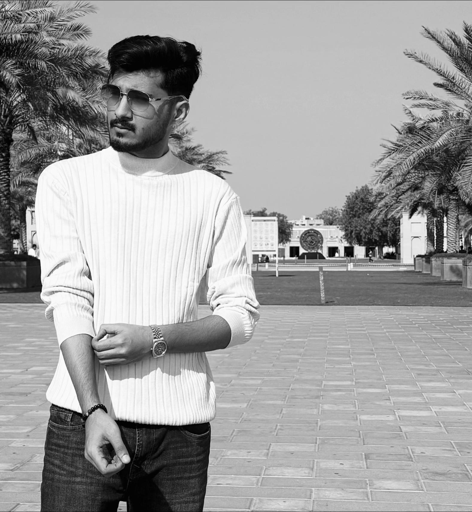 @Farhan 🇴🇲🇦🇪🇹🇷