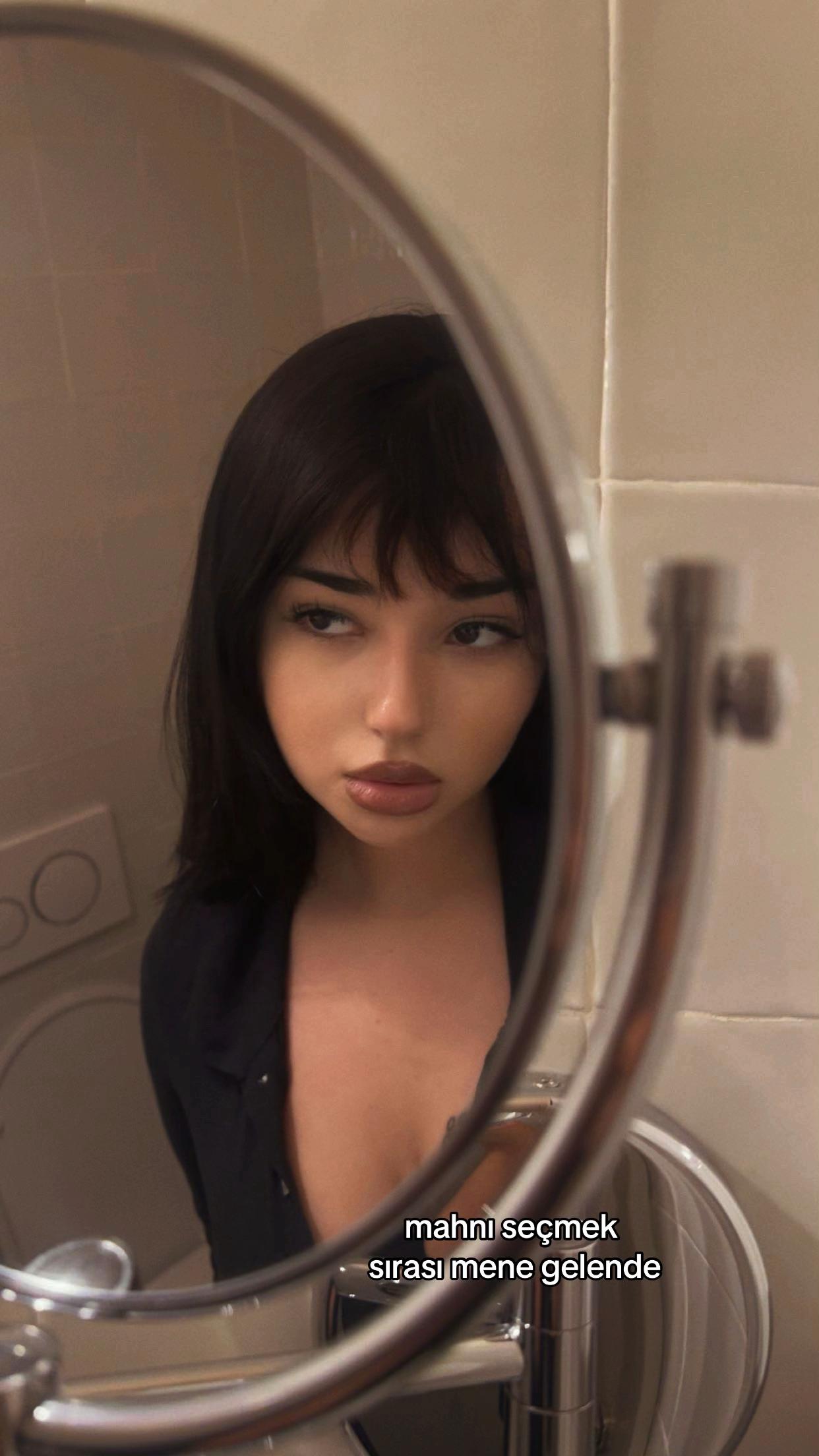 @hq.jm
