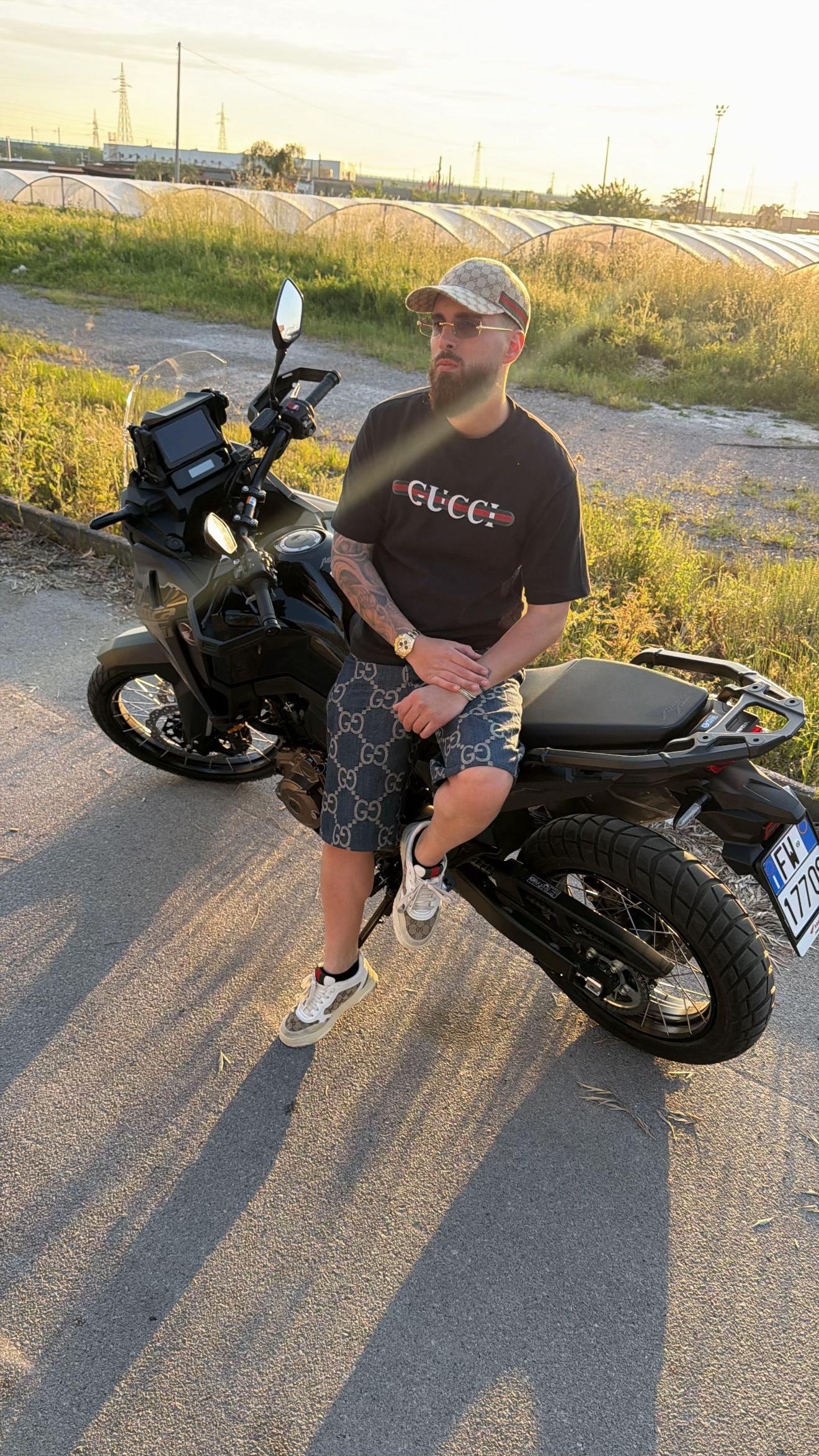 @comunaleluxurycars