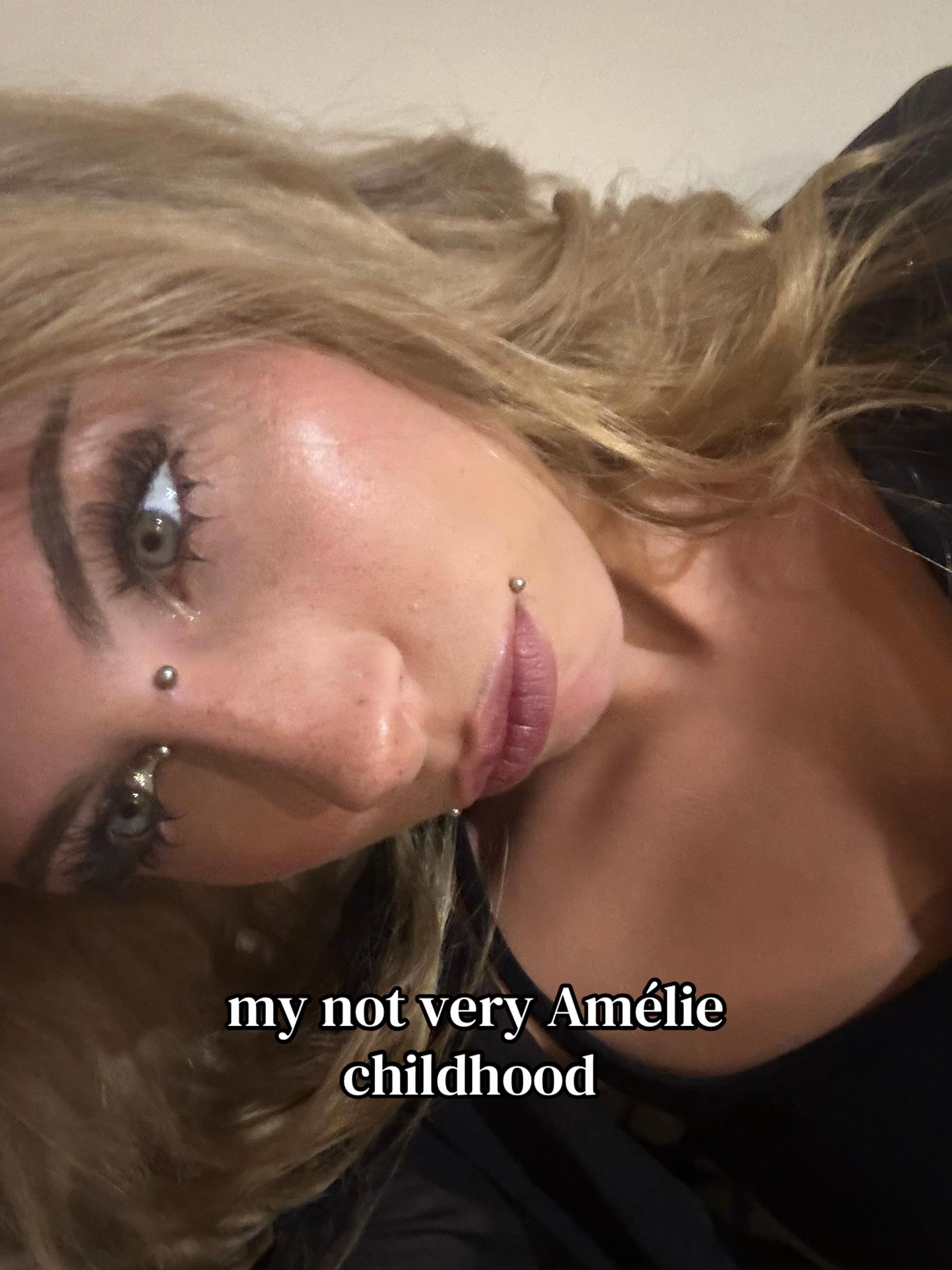 @Luna