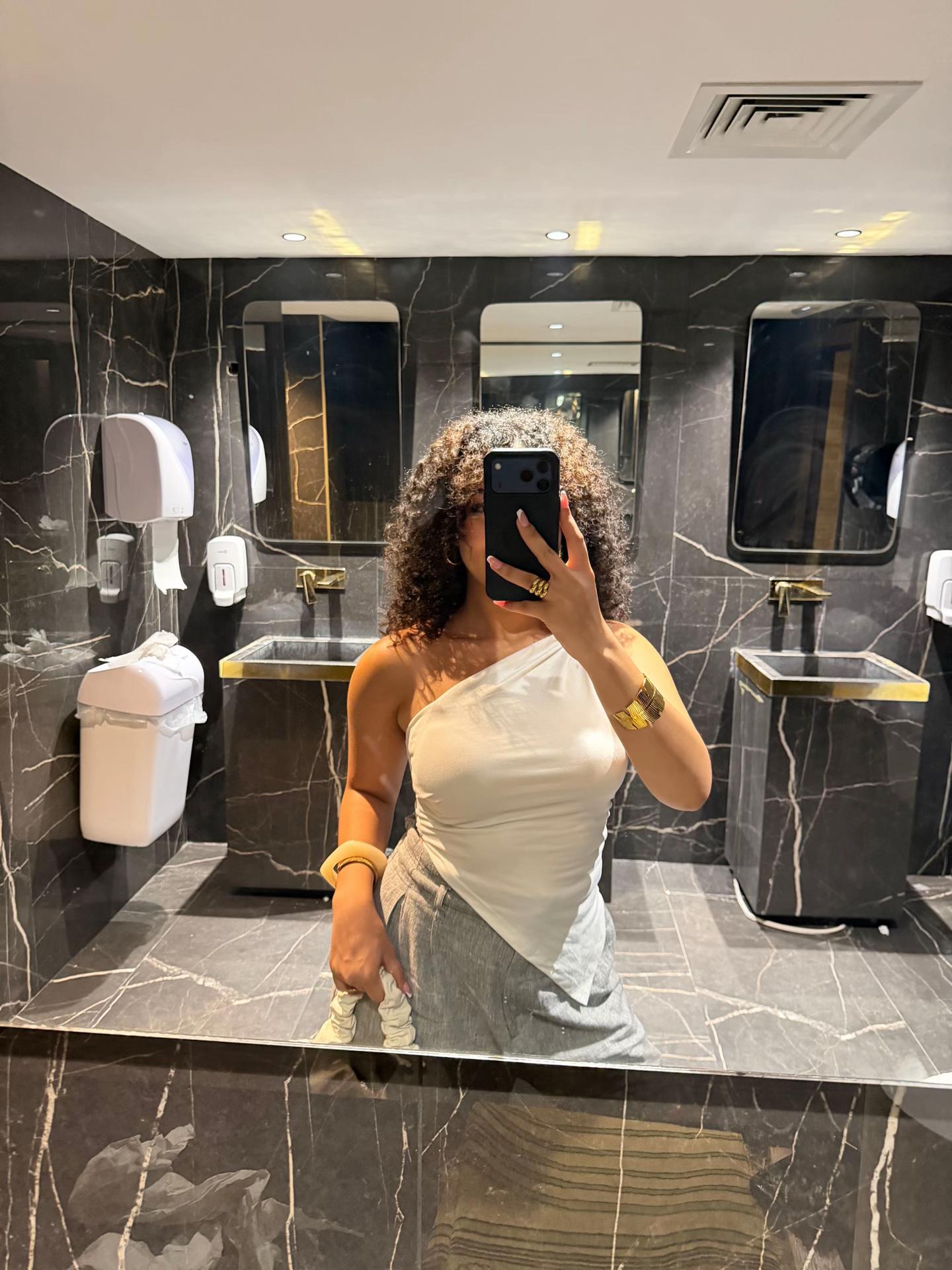 @Khxoxo