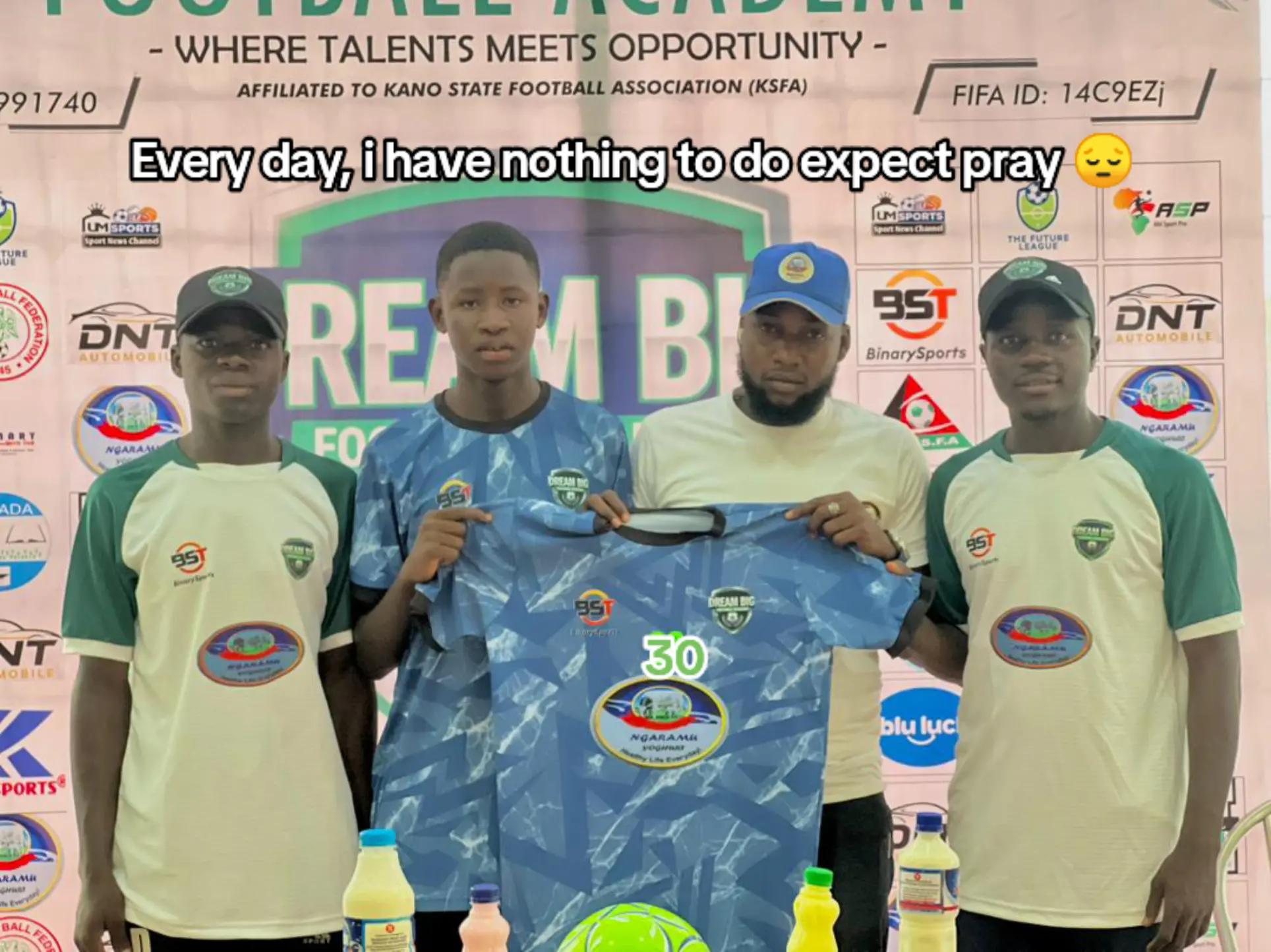 @𝔸𝕓𝕕𝕦𝕝𝕝𝕒𝕙𝕚✮⚽🌴