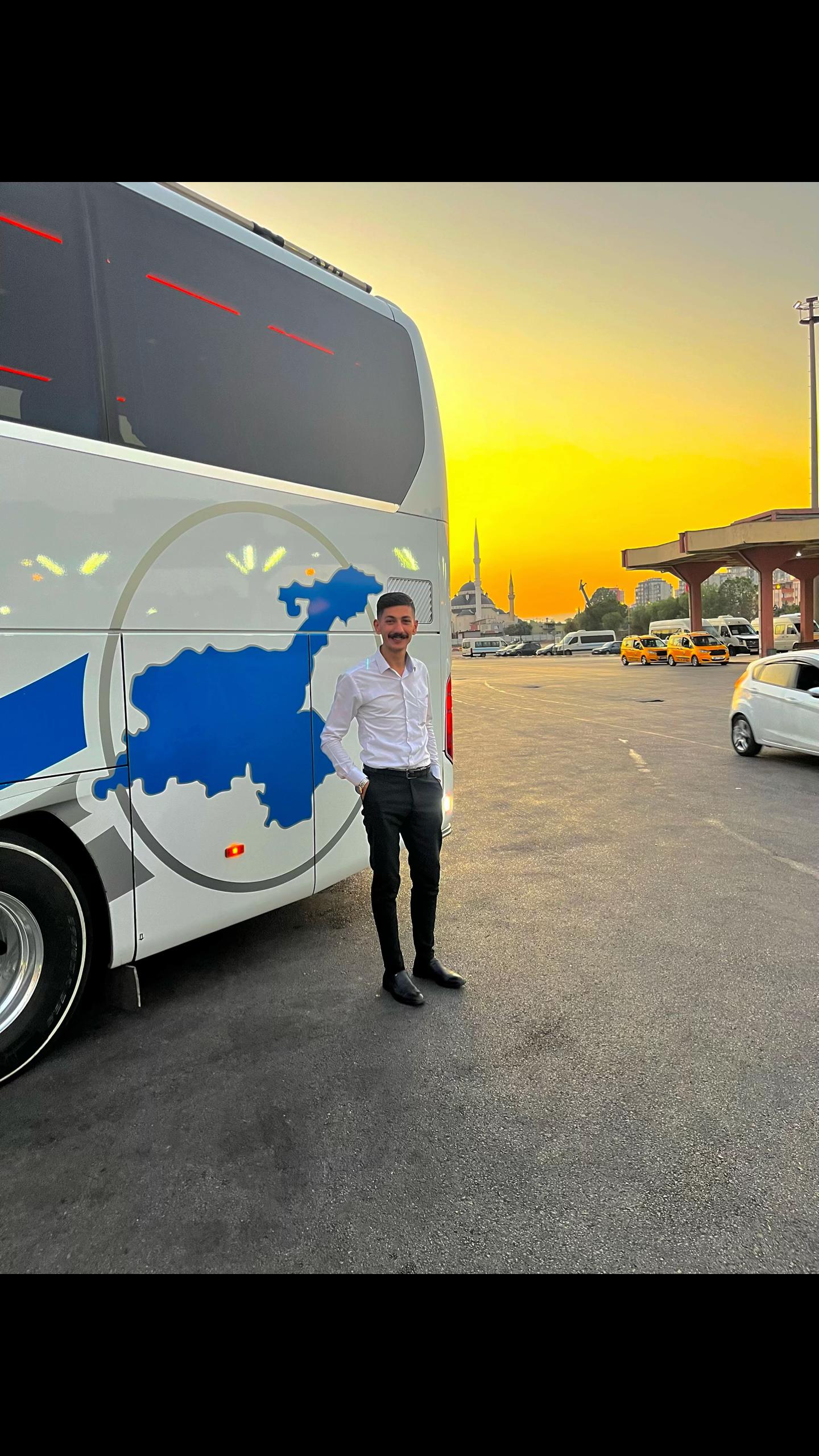 @𝐌𝐔𝐇𝐀𝐌𝐌𝐄𝐃 𝐀𝐋𝐈̇ ..