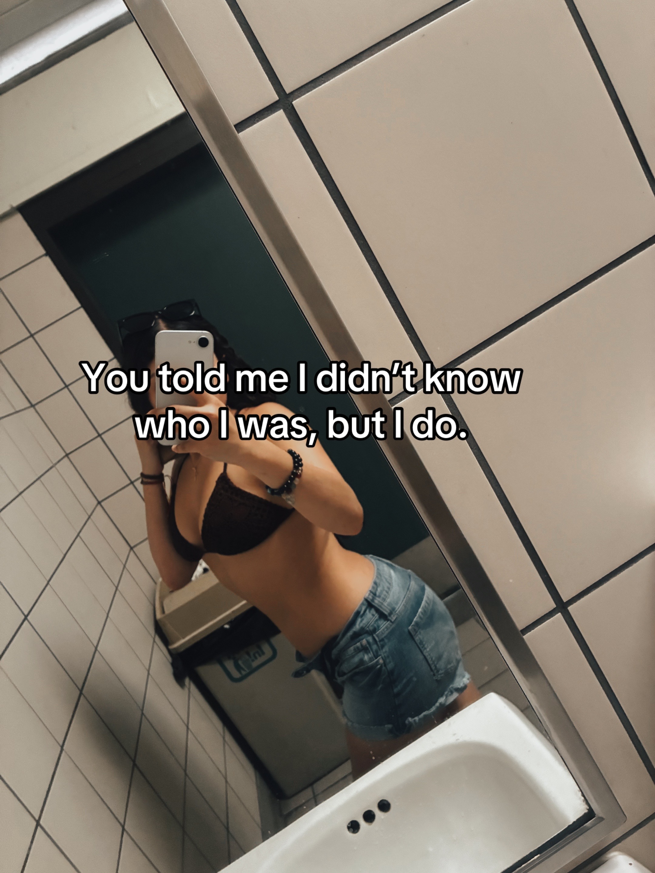 @Whoisshe?
