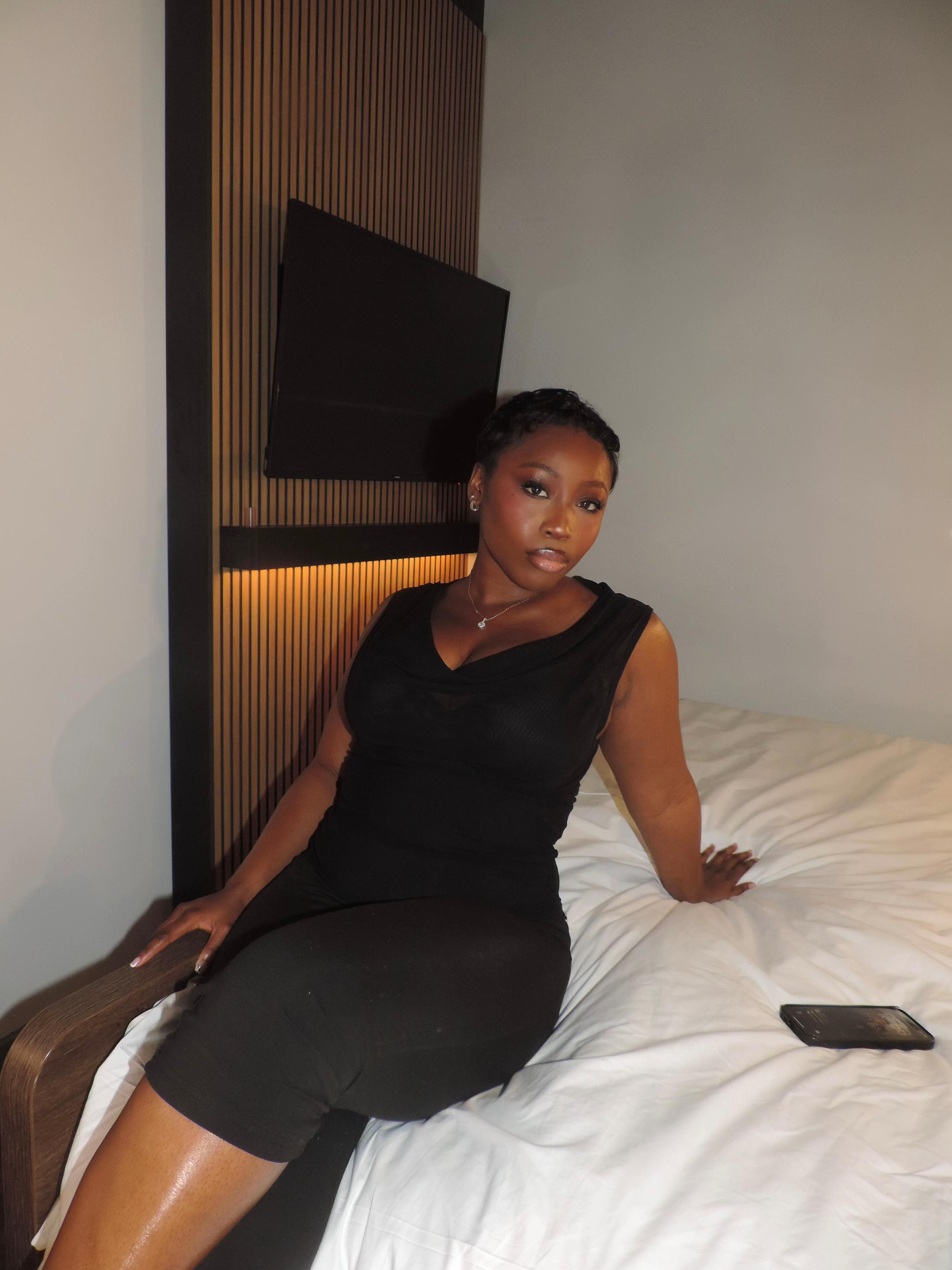 @akuaa | beauty and lifestyle