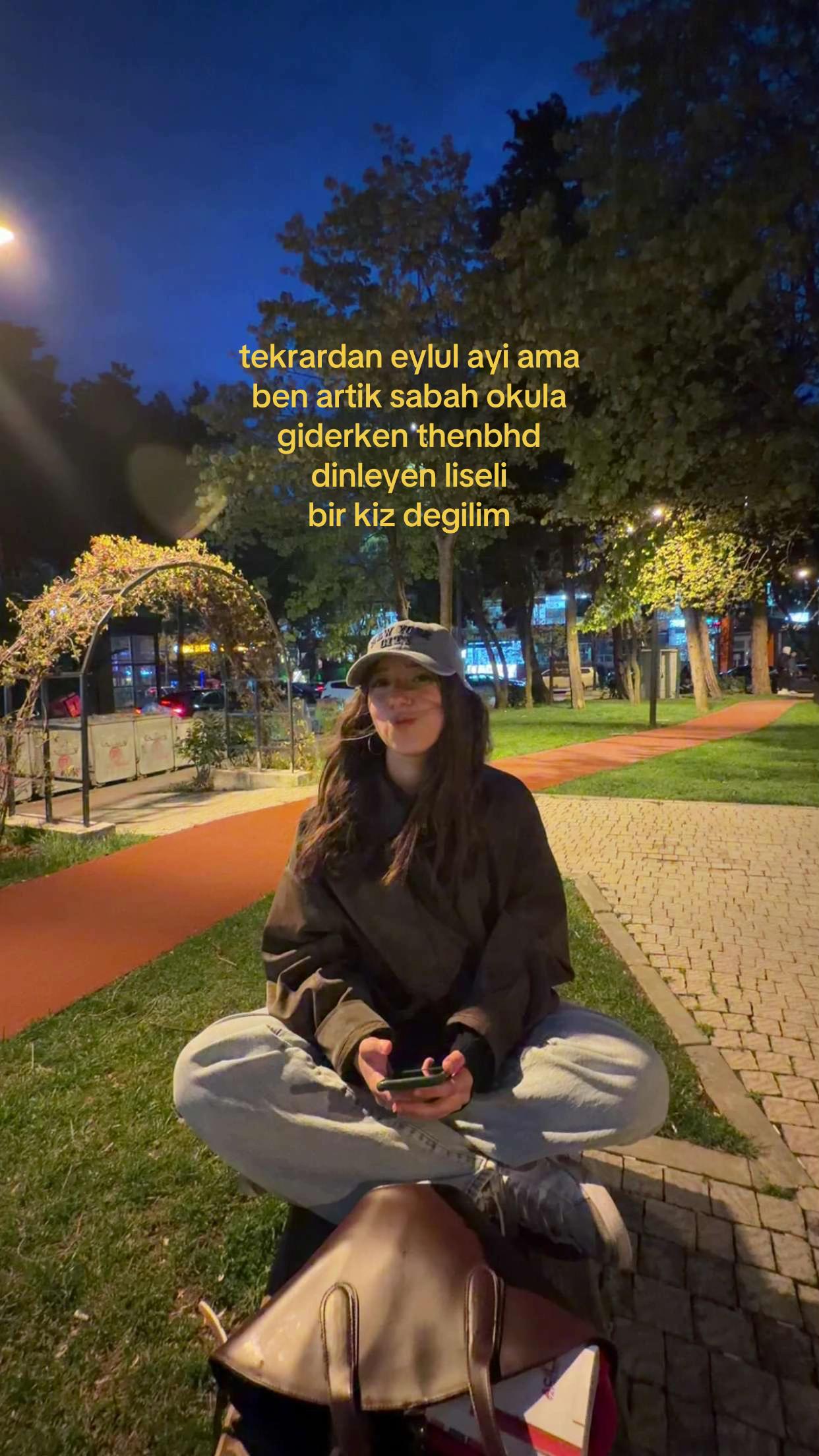 @rüveyda ྀིྀི