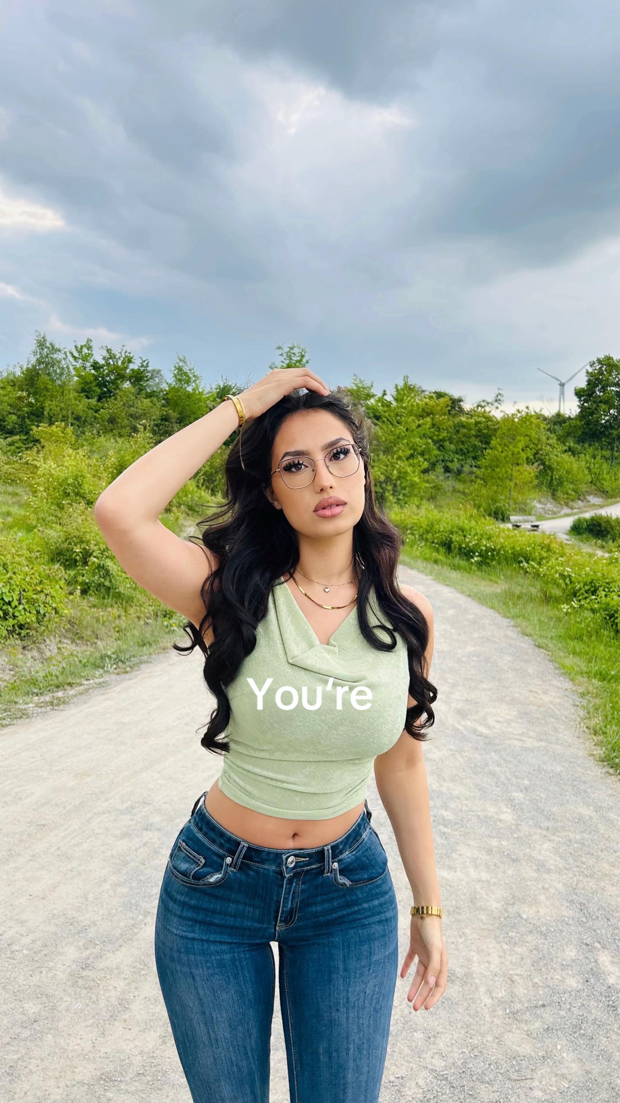 @Helena
