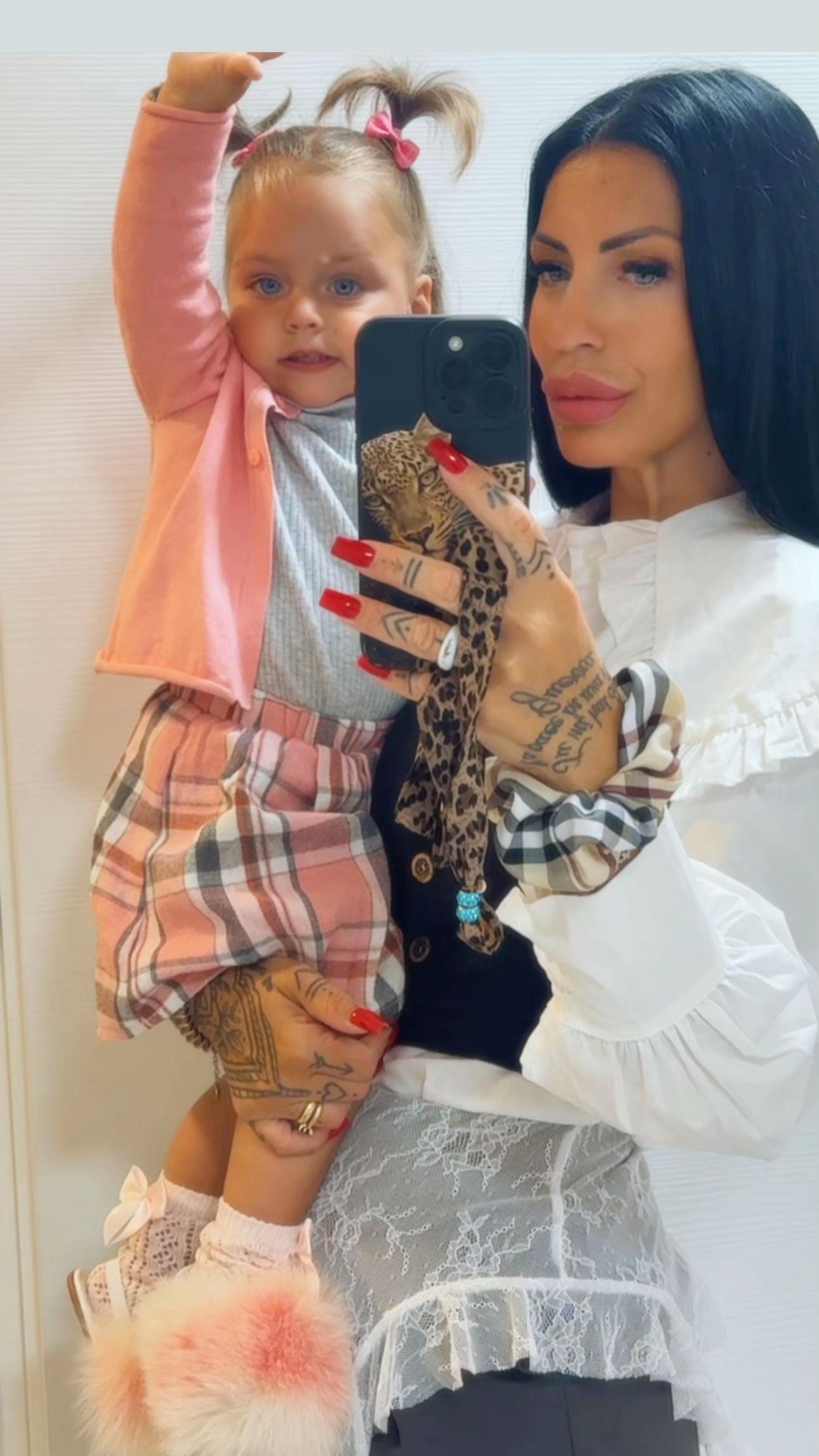 @BarbyBionda