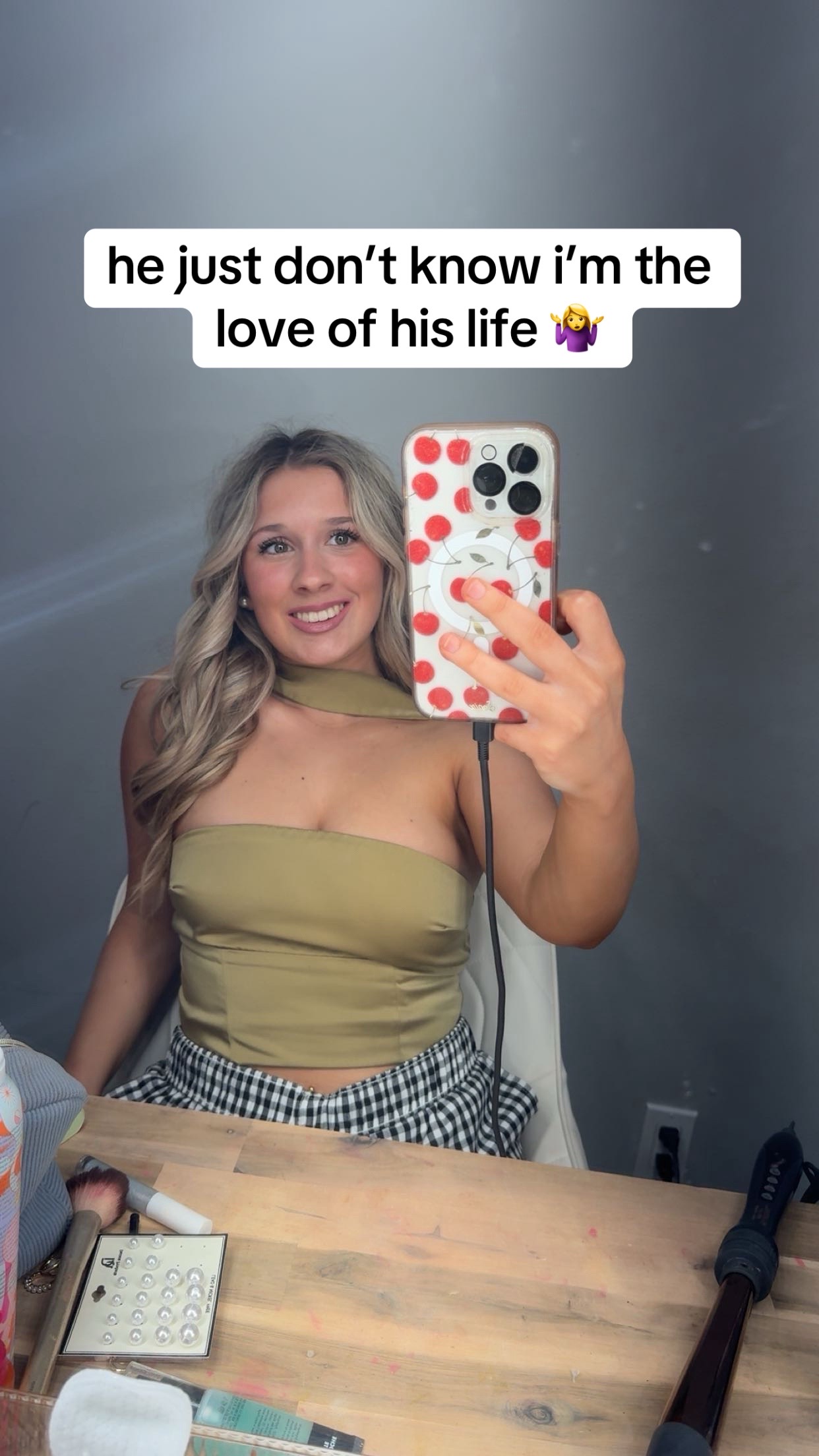 @bella