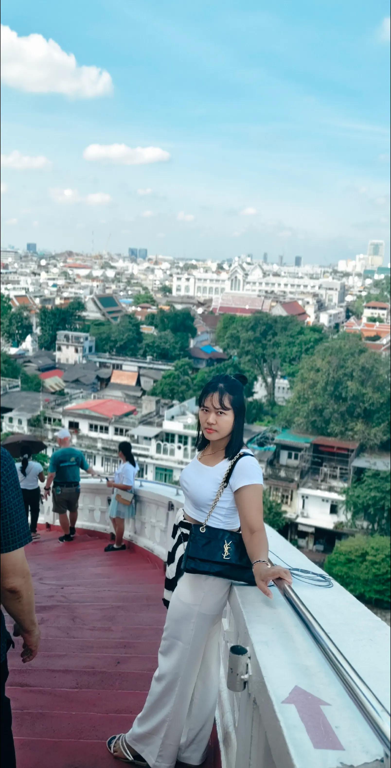 @Chit thet🫶