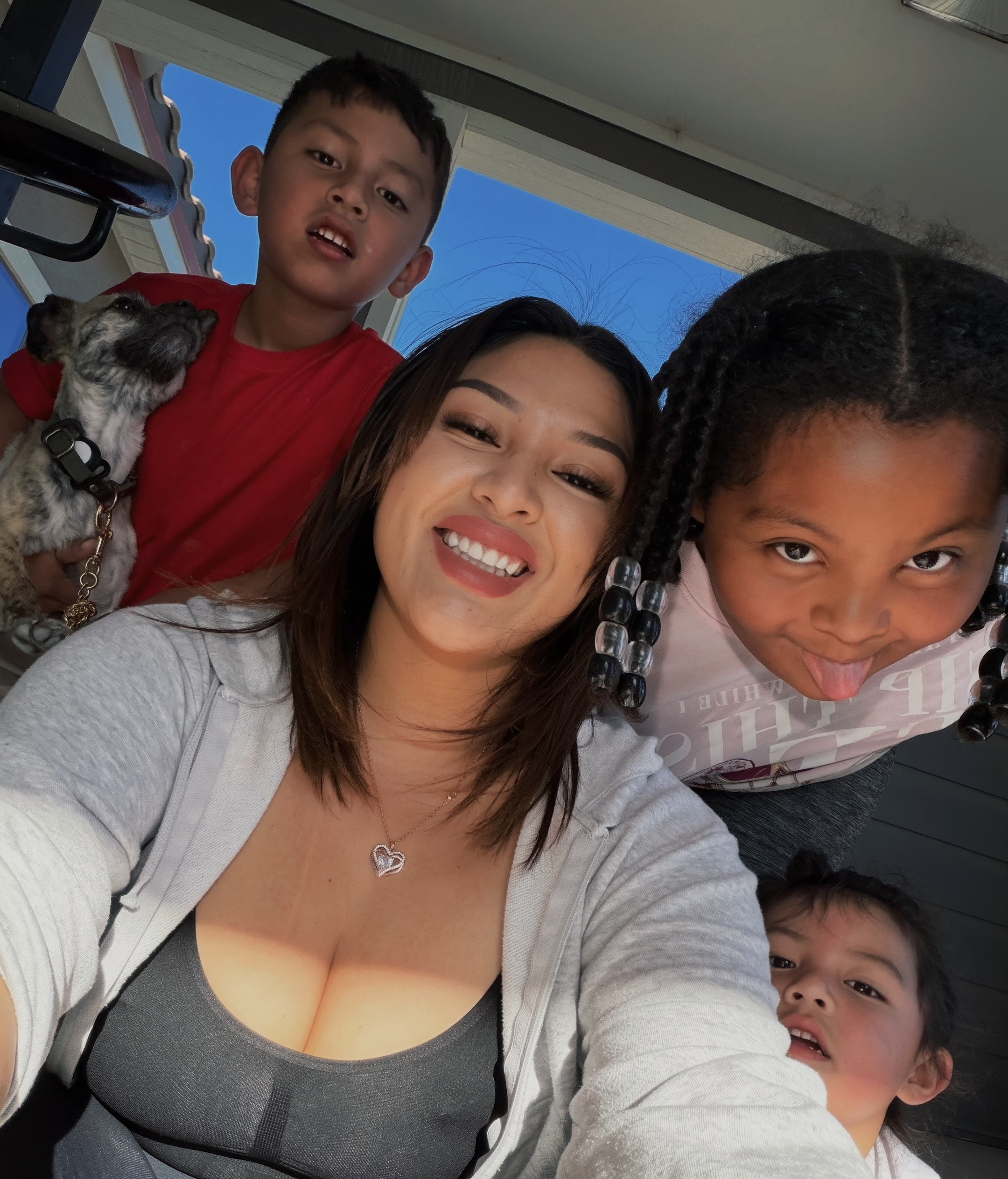 @Diviaaa