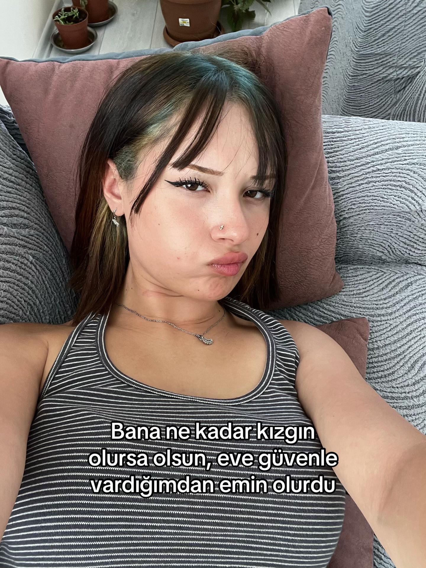 @llhe8na_