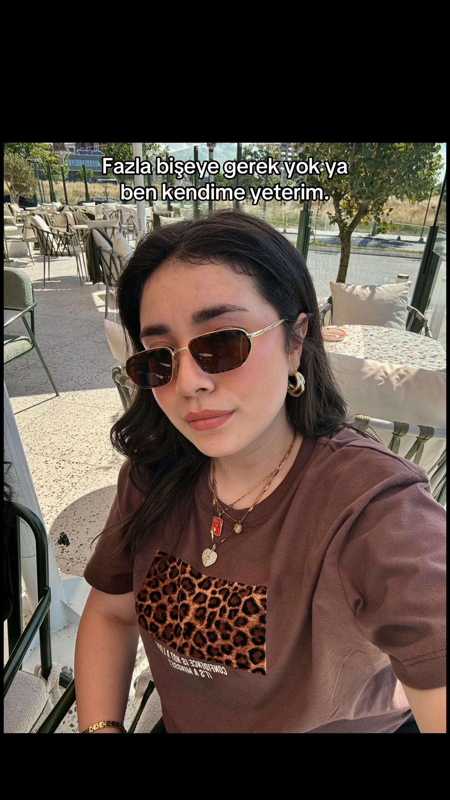 @Buse Tüzün