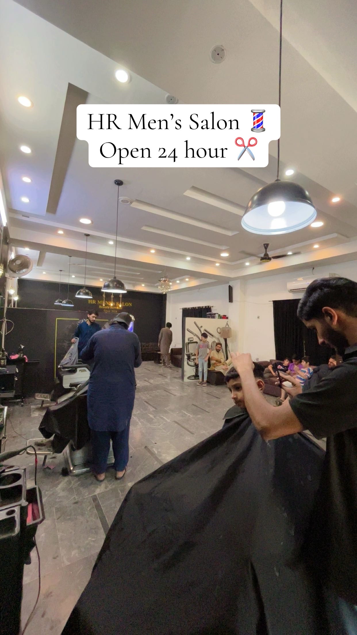 @HR MENS SALOON. 💇&zwj;♂️