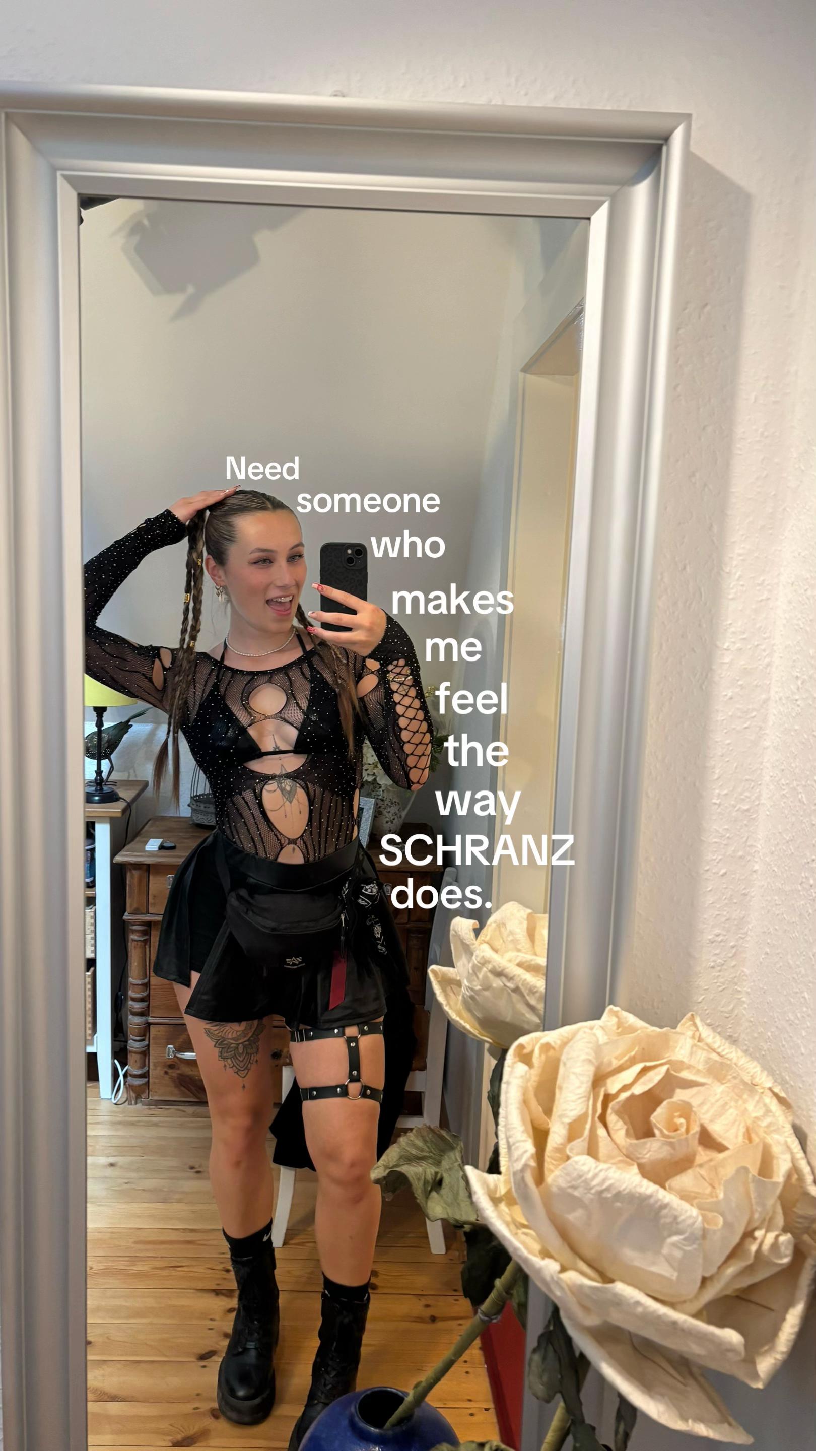 @𝐄 𝐋 𝐈 𝐒 𝐀🐚