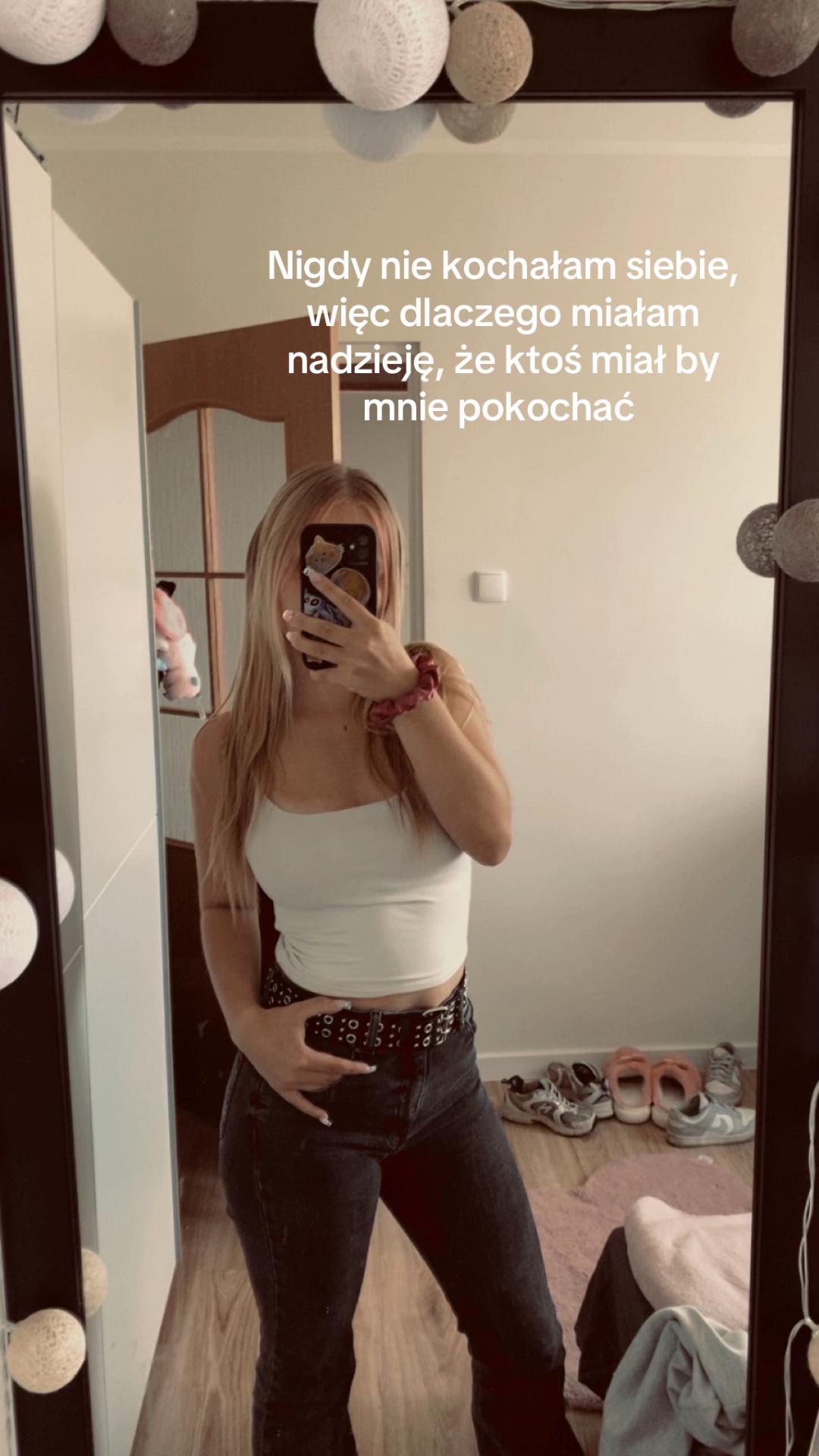 @Nela