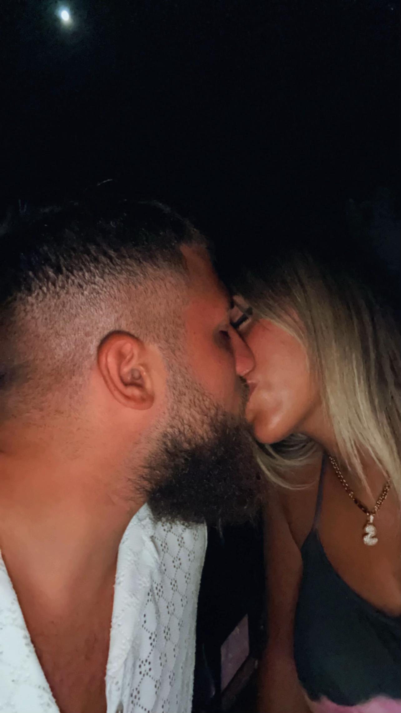 @aurysamuagliuzza