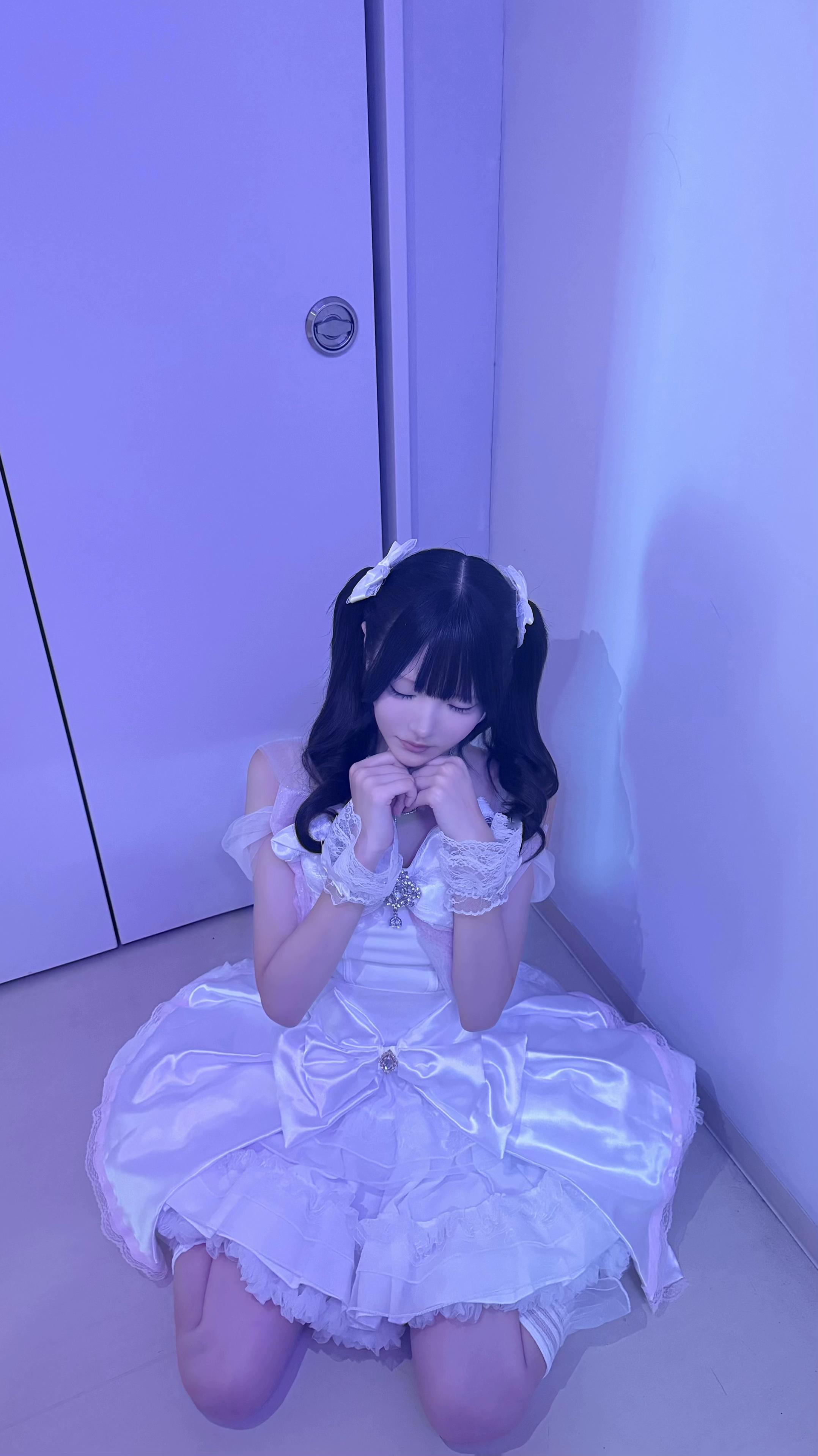 @うにげろ