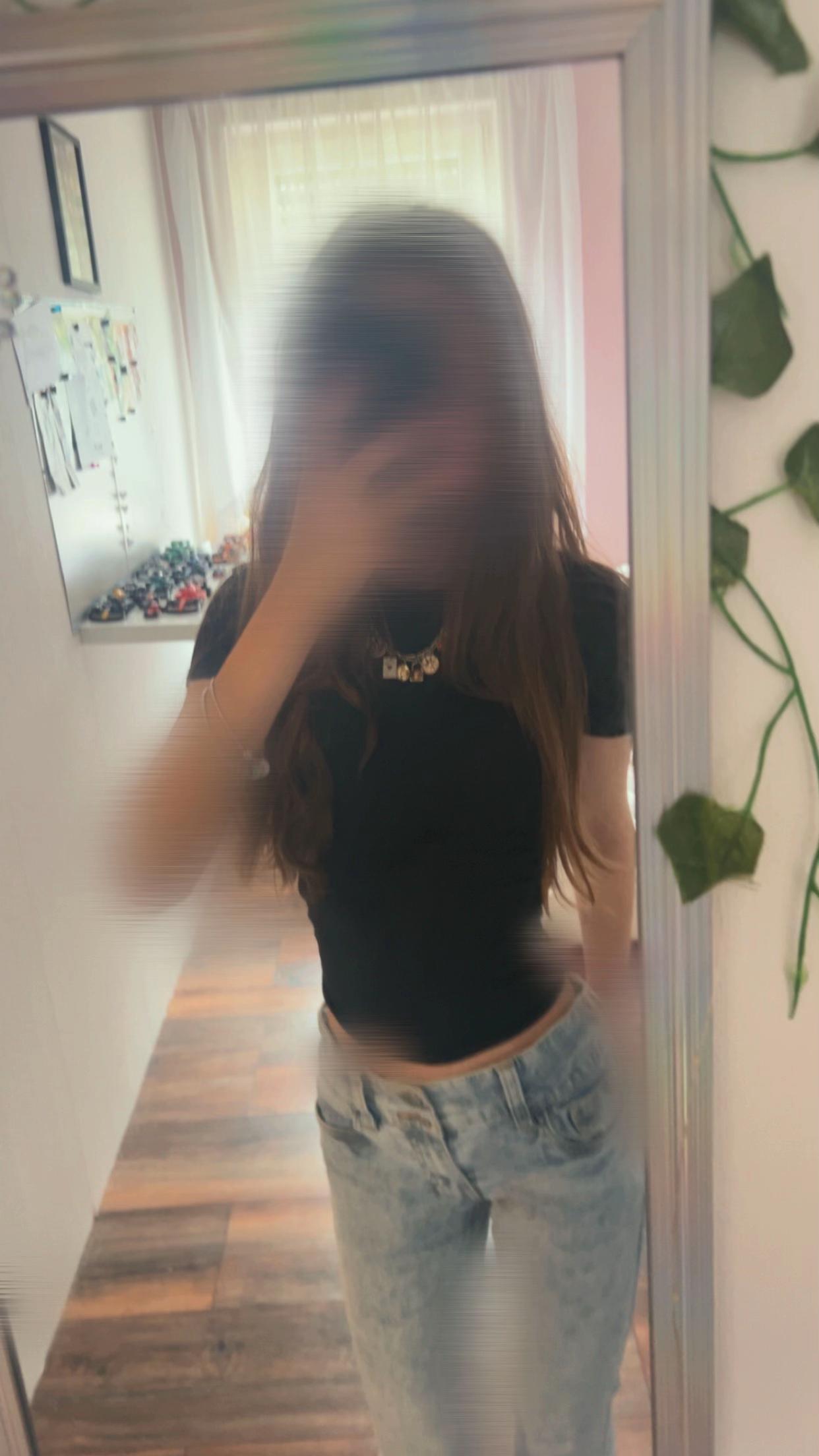@𝐨𝐥𝐢𝐰𝐢𝐚'¹⁶ ⁸⁷