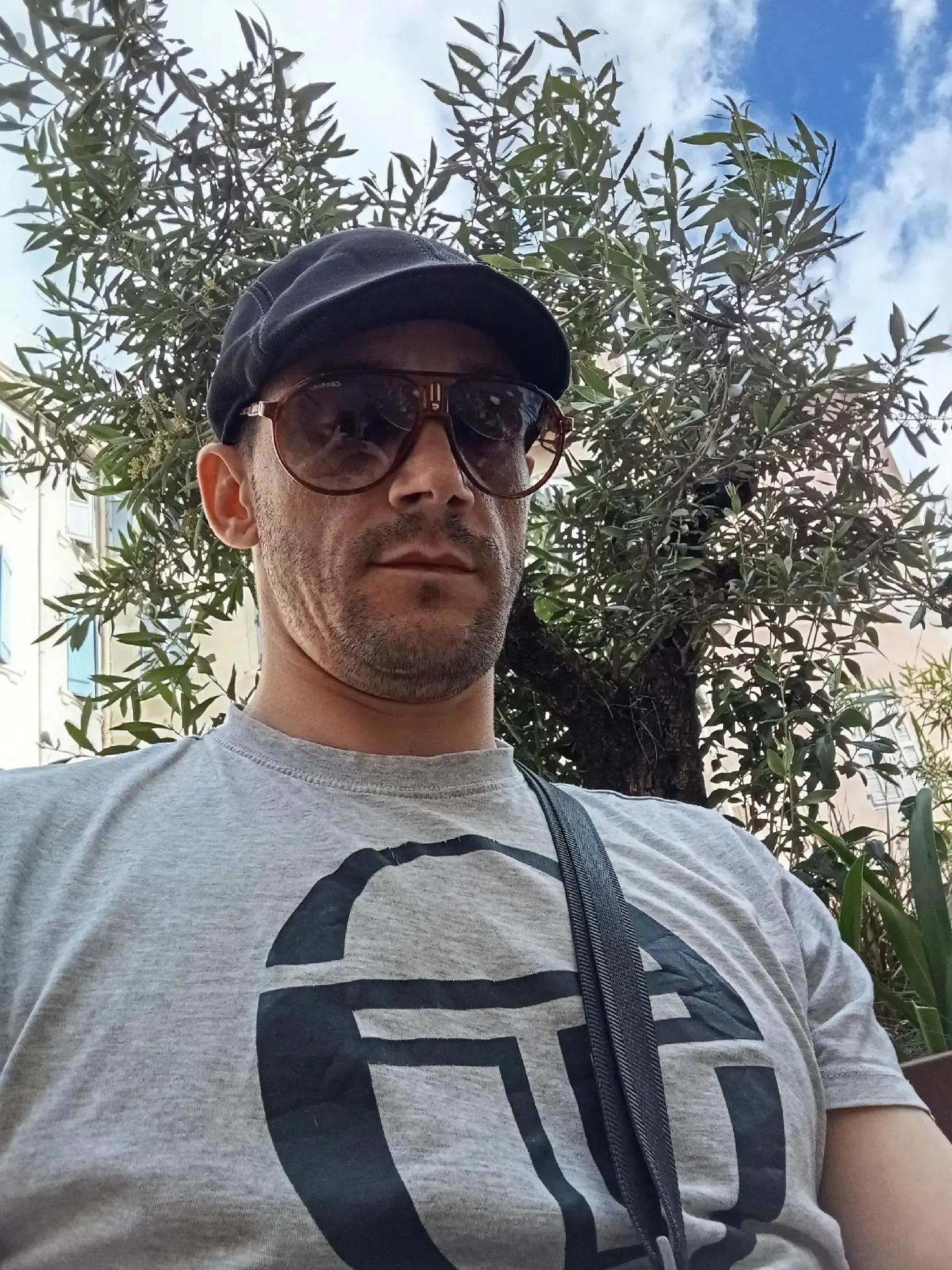 @🎦 XalaFlix