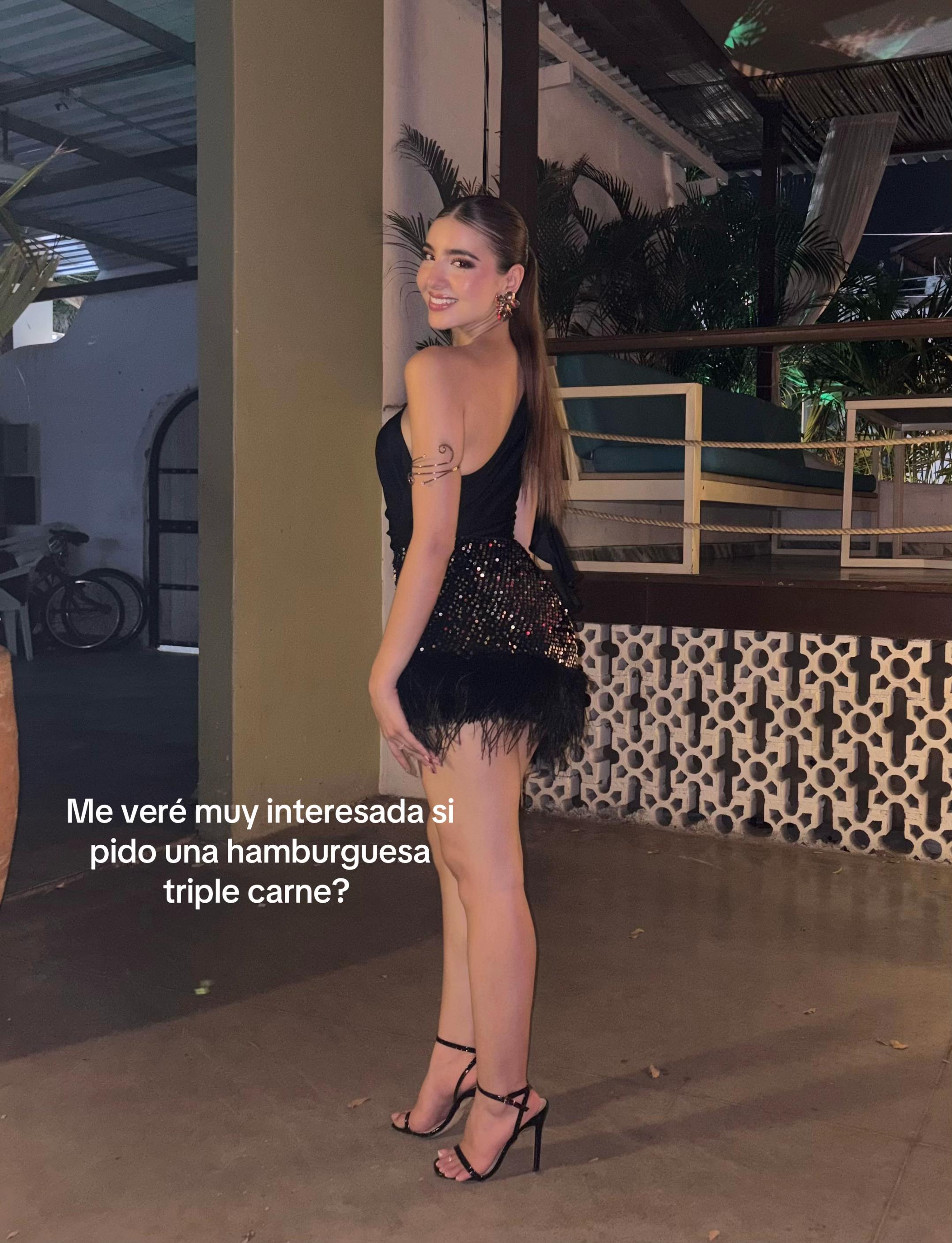 @AngelaCamila 🌜