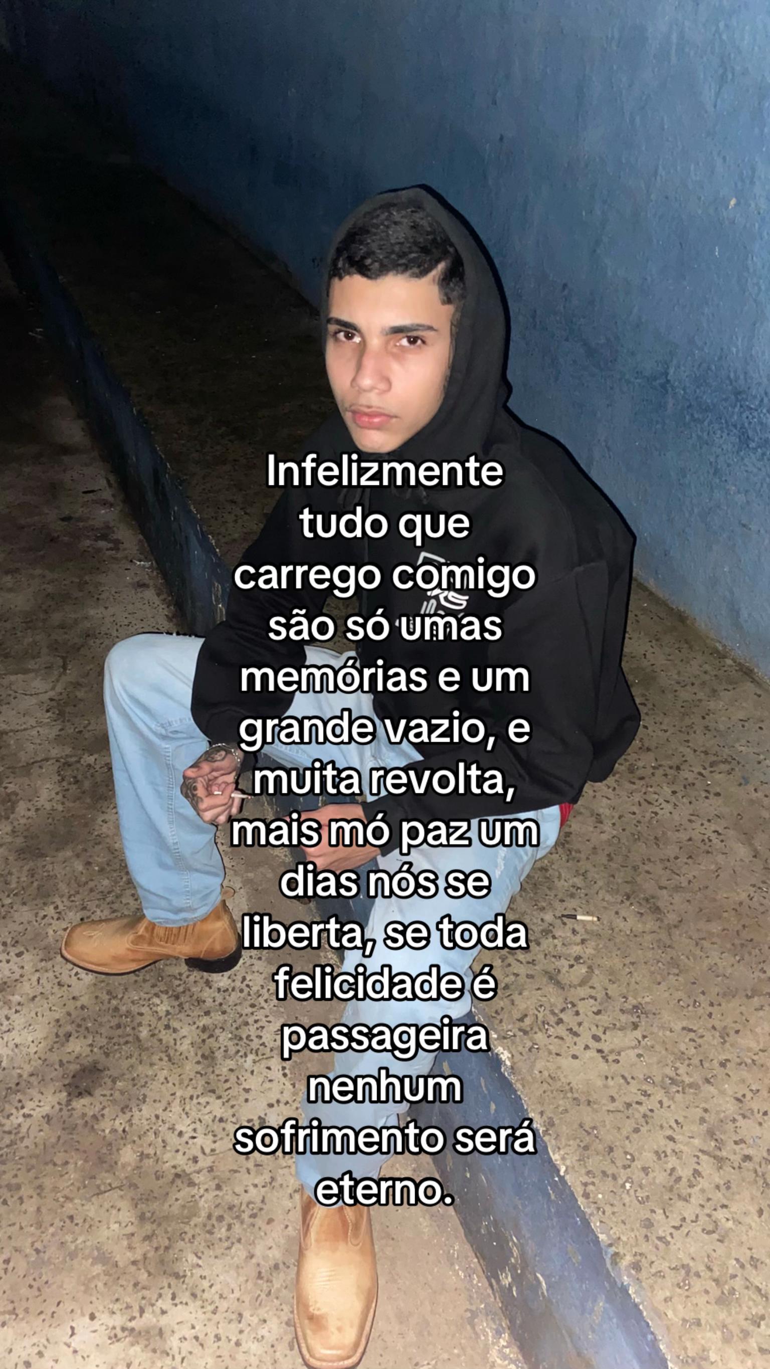 @féemdeus$ 🌊