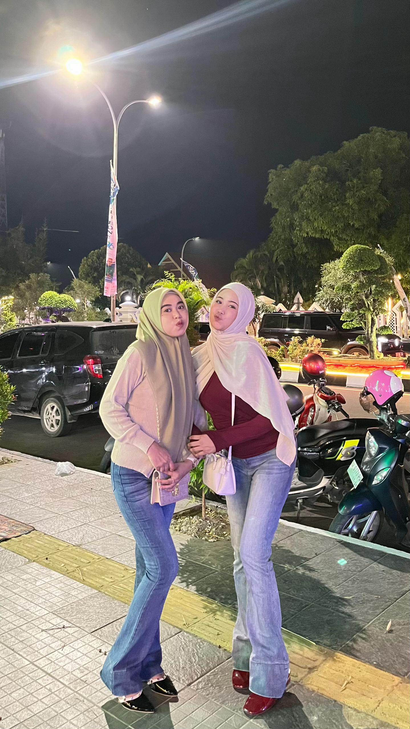 @Anhy28_