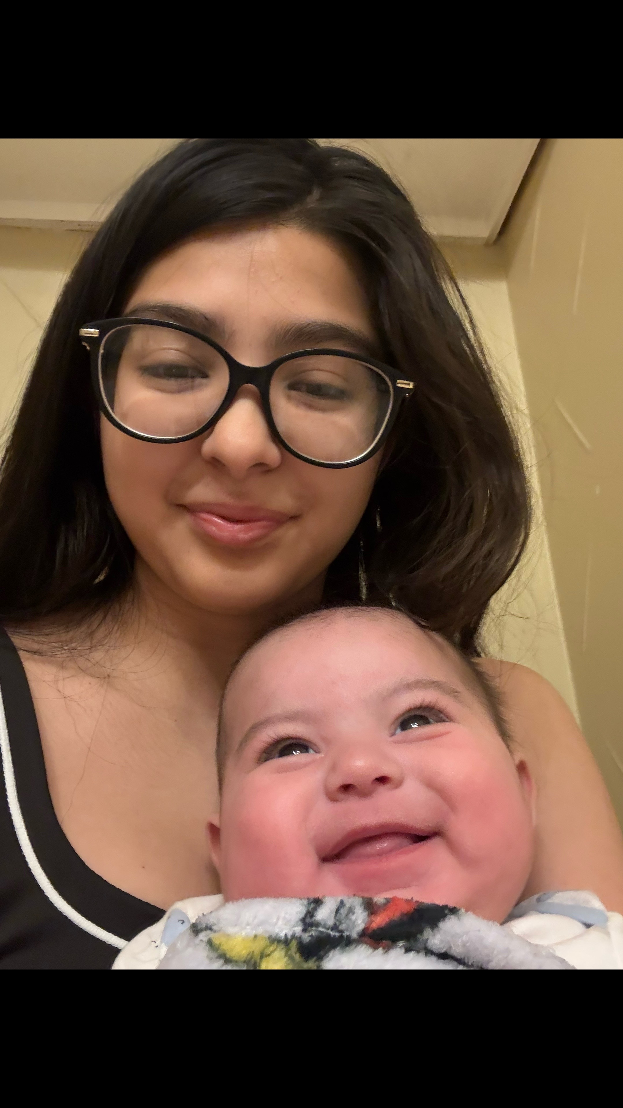 @Lleny||Wife||Mommy 💙