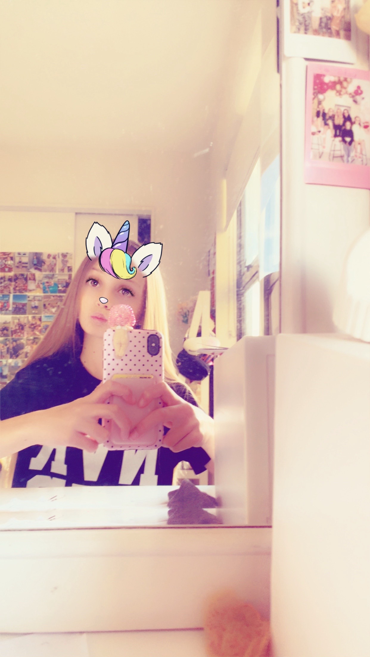 @Ellaspammmm🦄