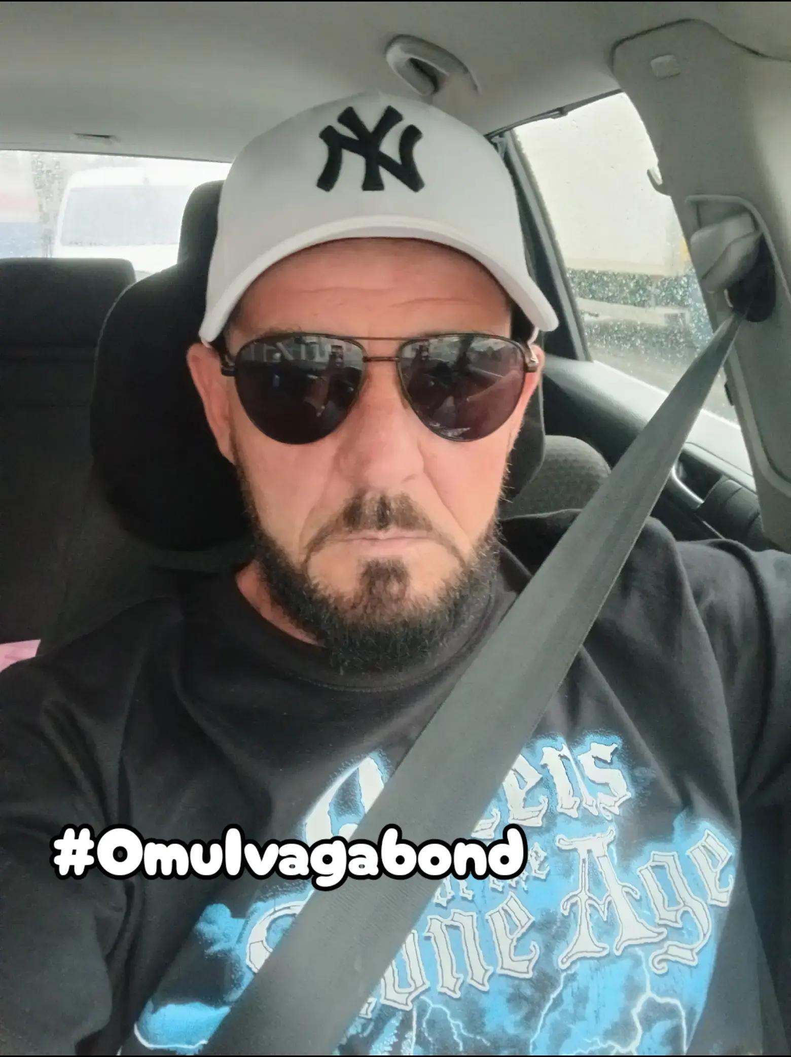 @OmulVagabond