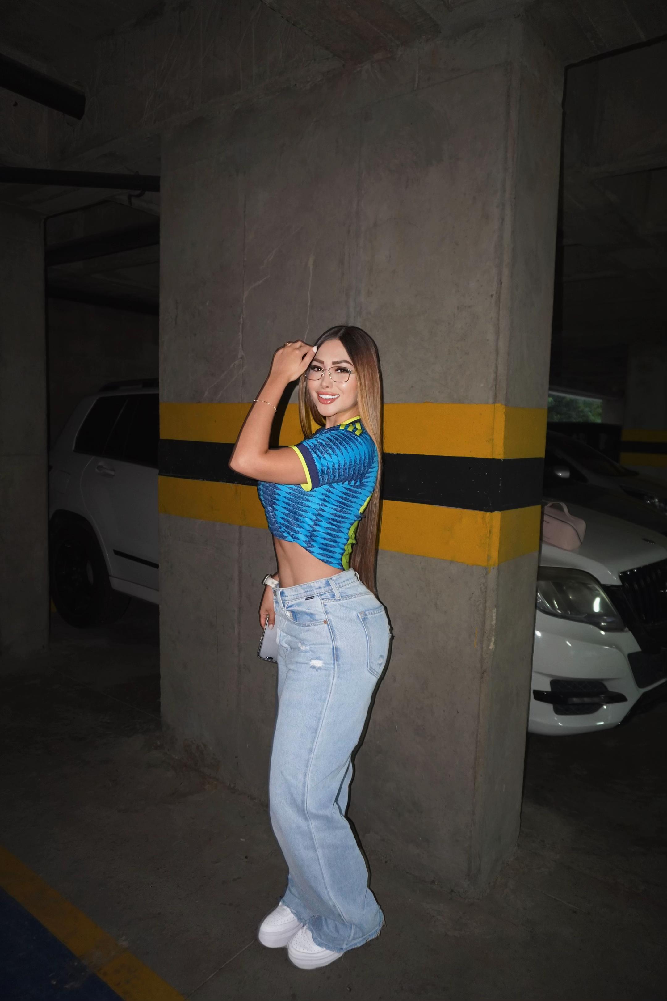 @Valentina ᴱ🤎🪐