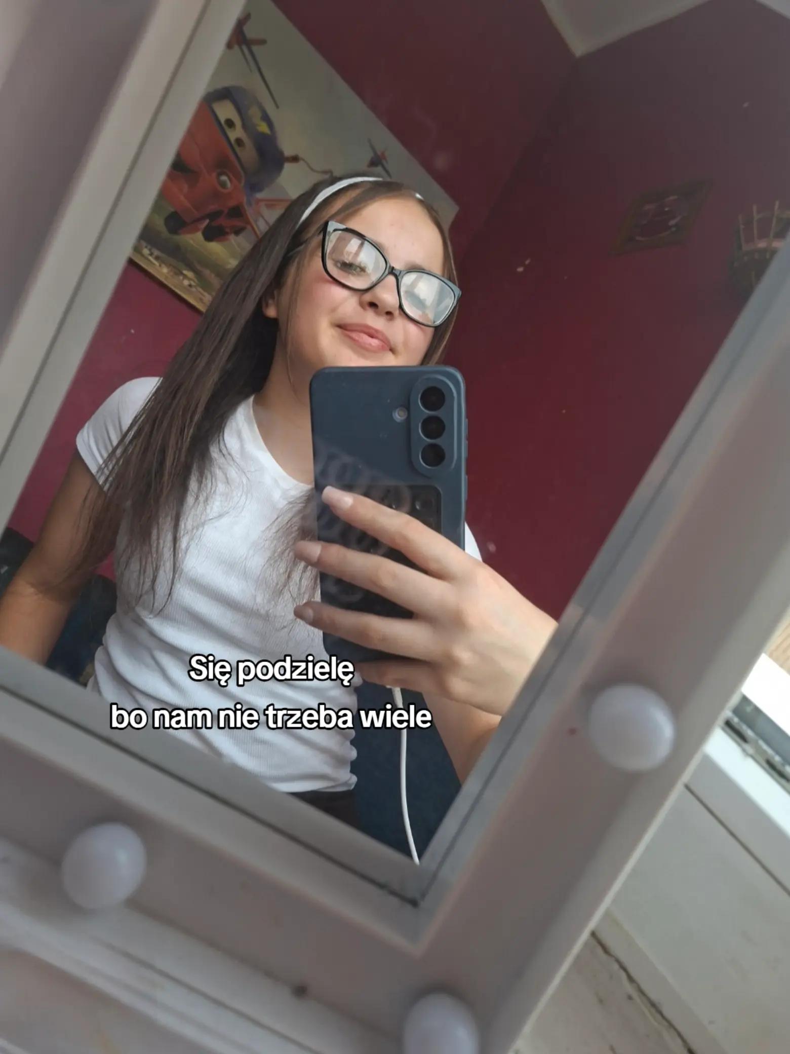@𝓛𝓮𝓷𝓪//𝓷𝓸𝓽𝓷𝓮𝔂
