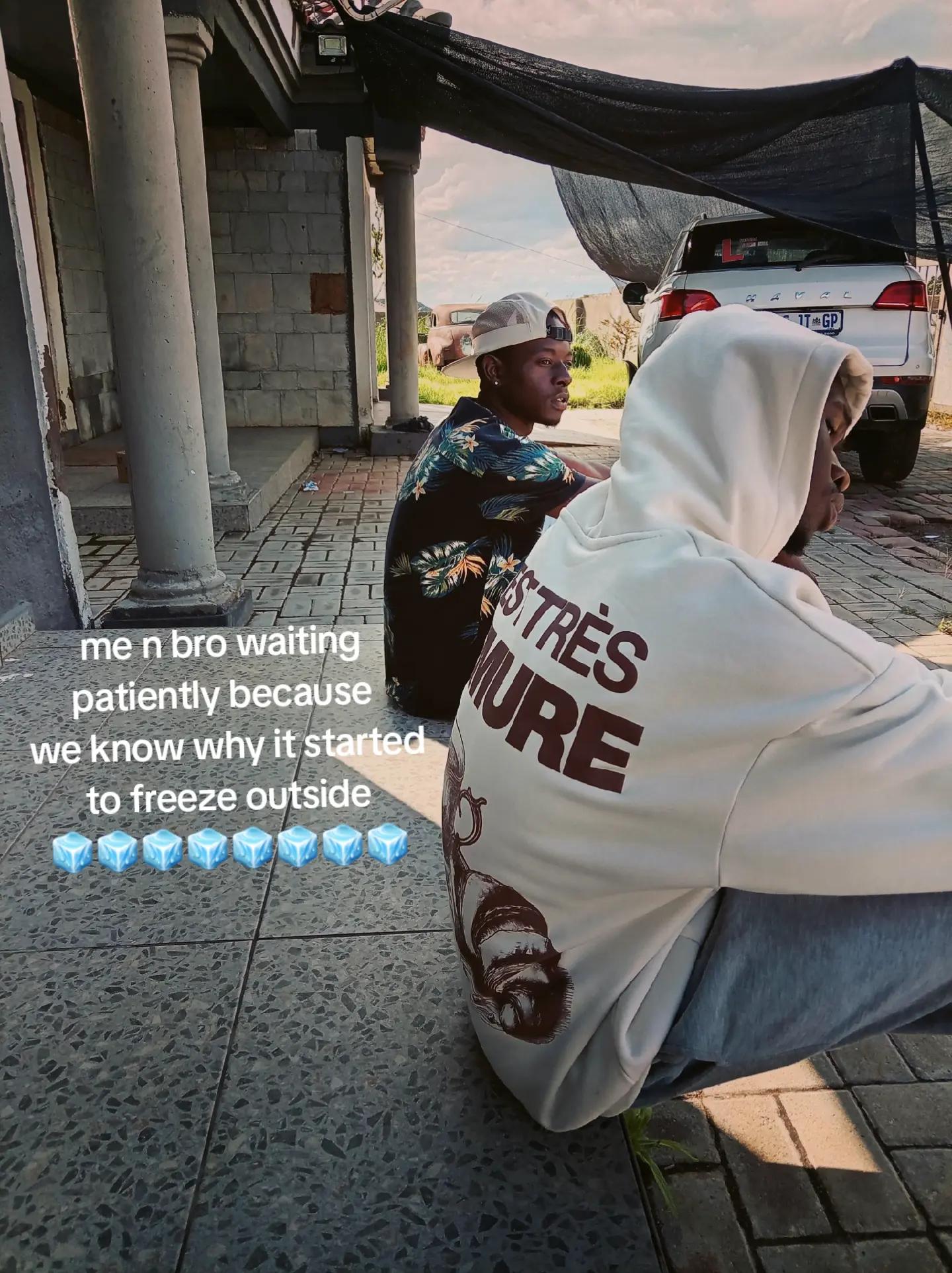 @NoFac&euml; ty🧟