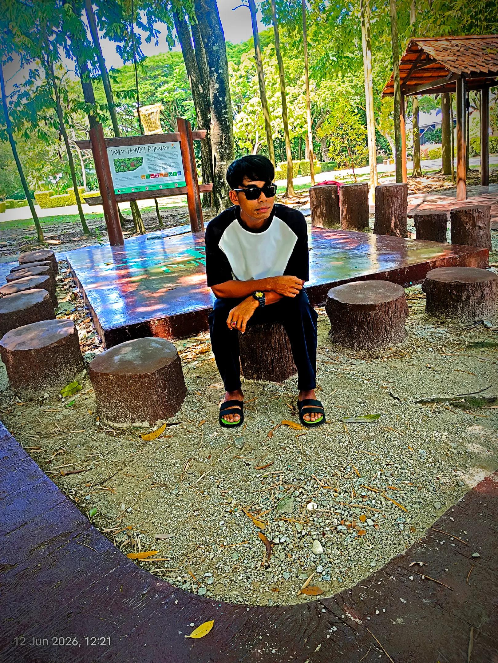 @Izan