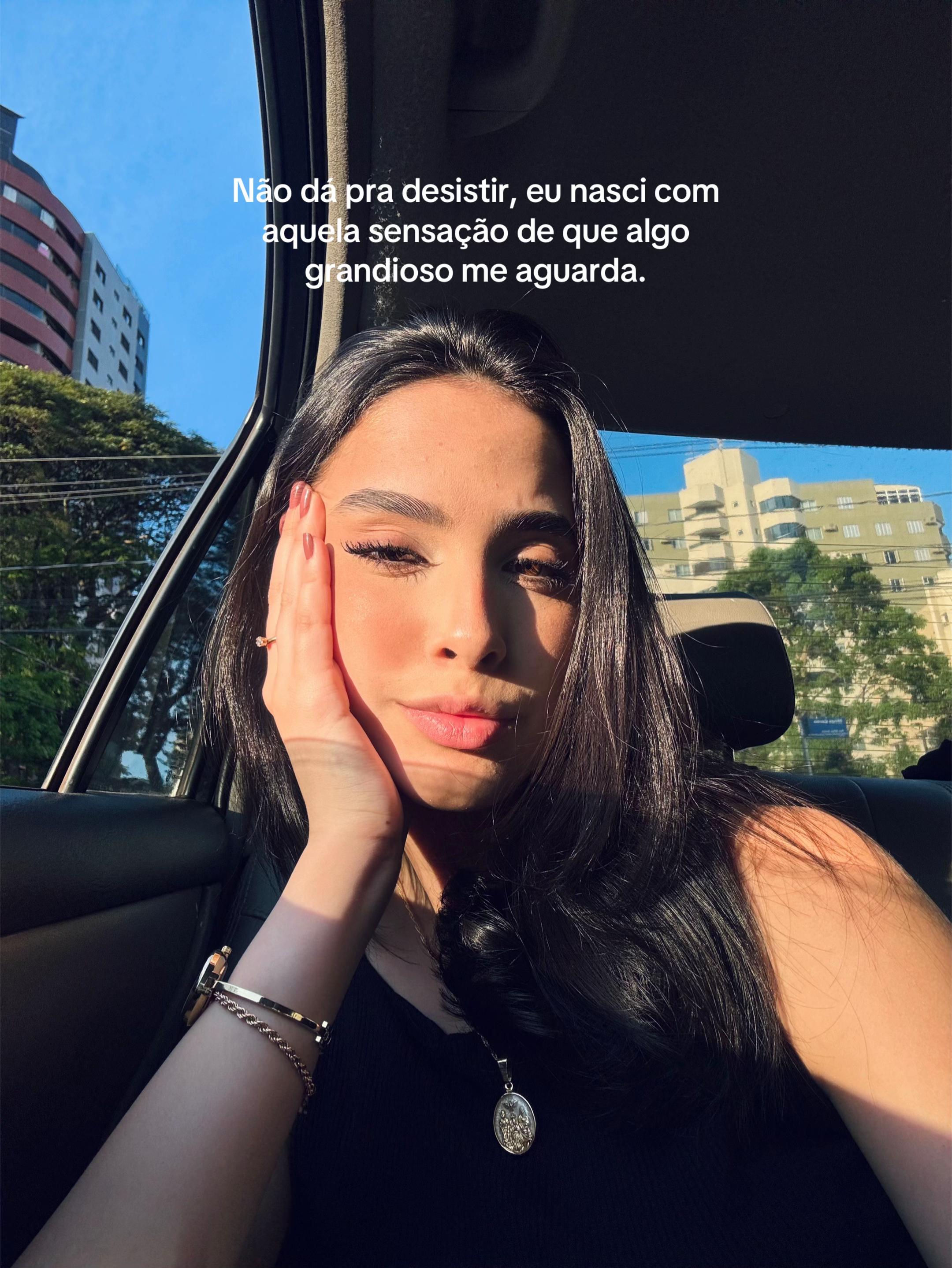 @Amanda Eloiza🇻🇦