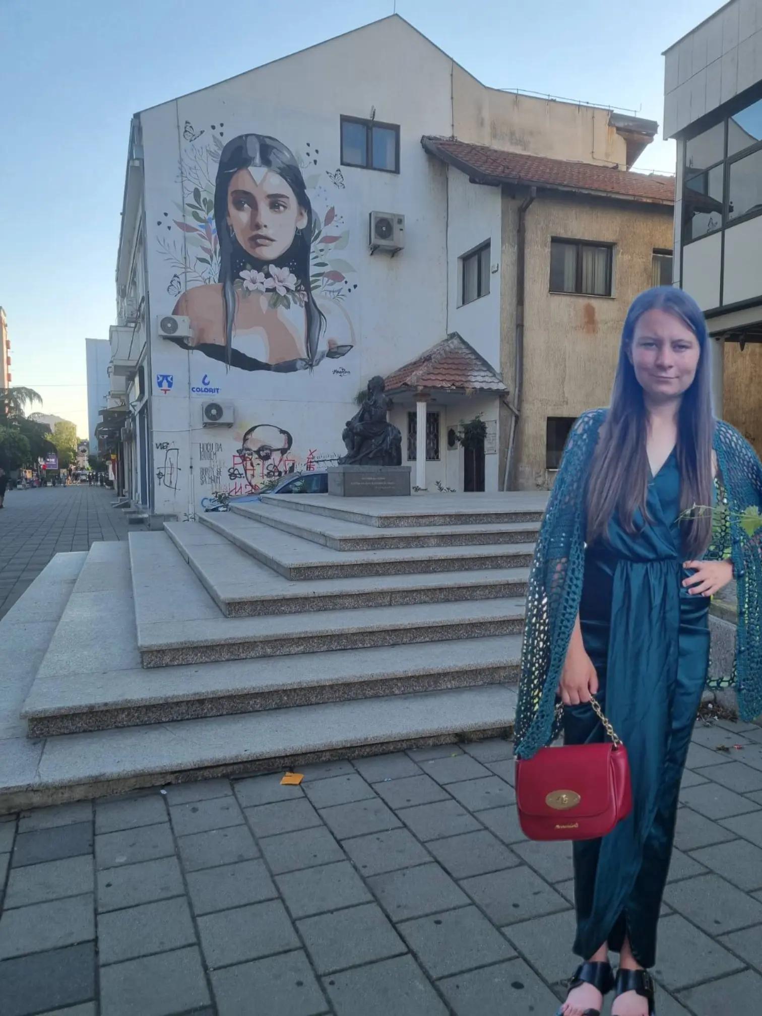 @Marija