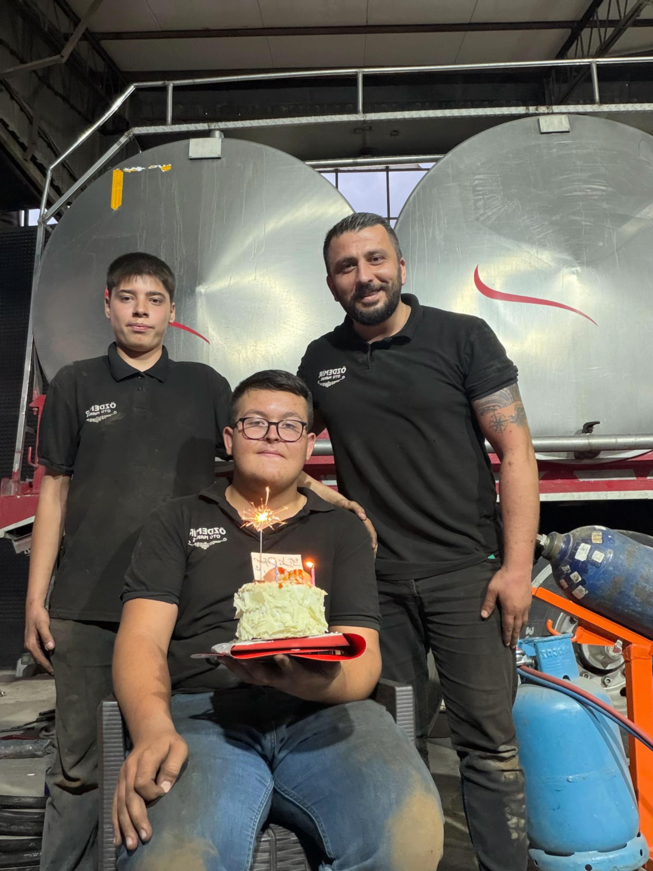 @ÖZDEMİR OTO MAKAS