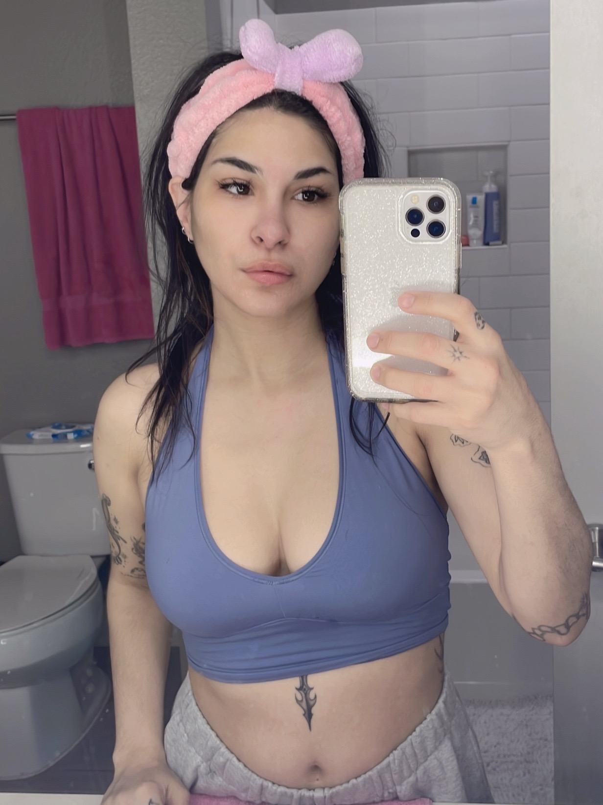 @veronica 🕷️