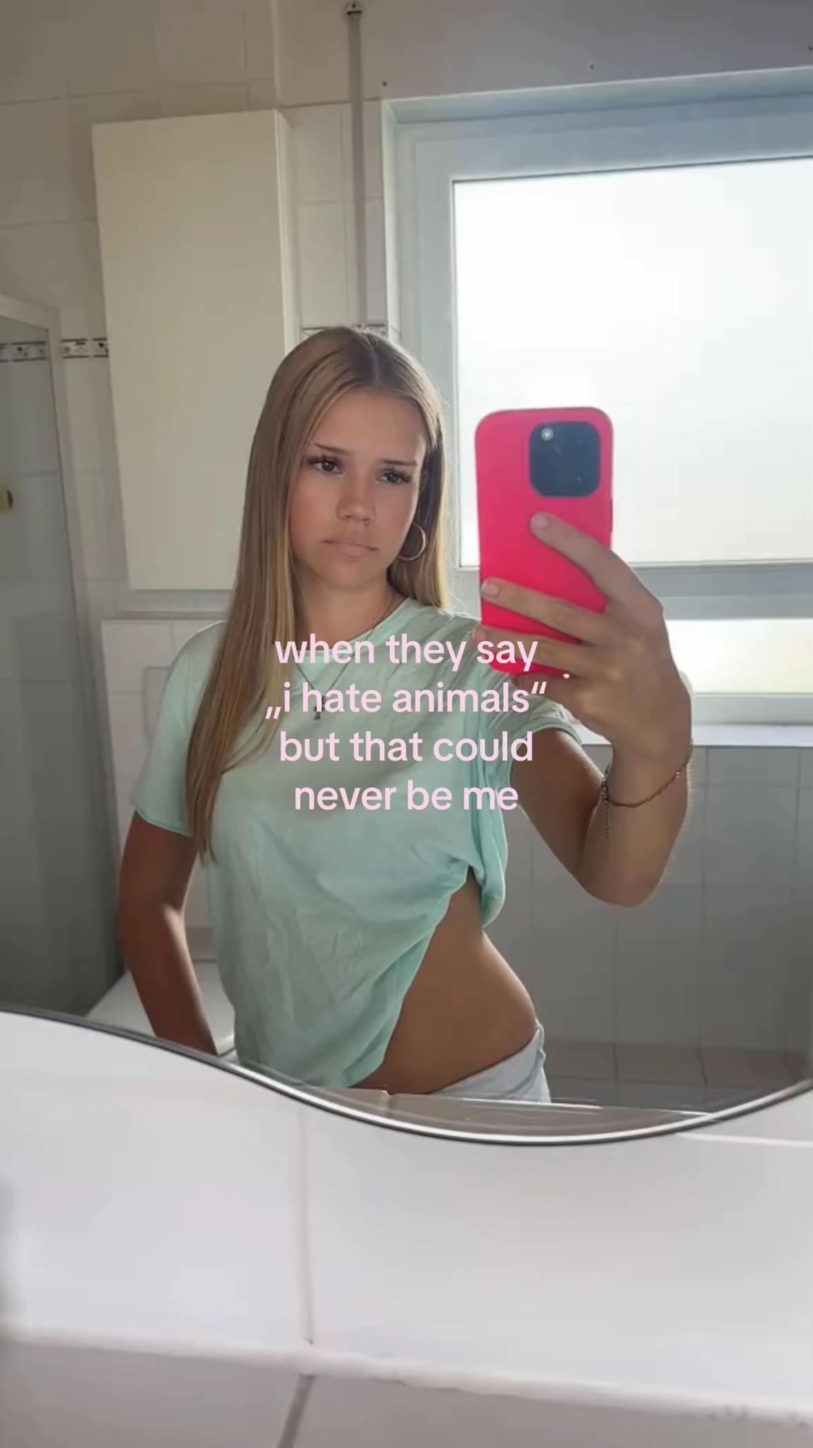 @𝓶𝓲𝓪𝓾