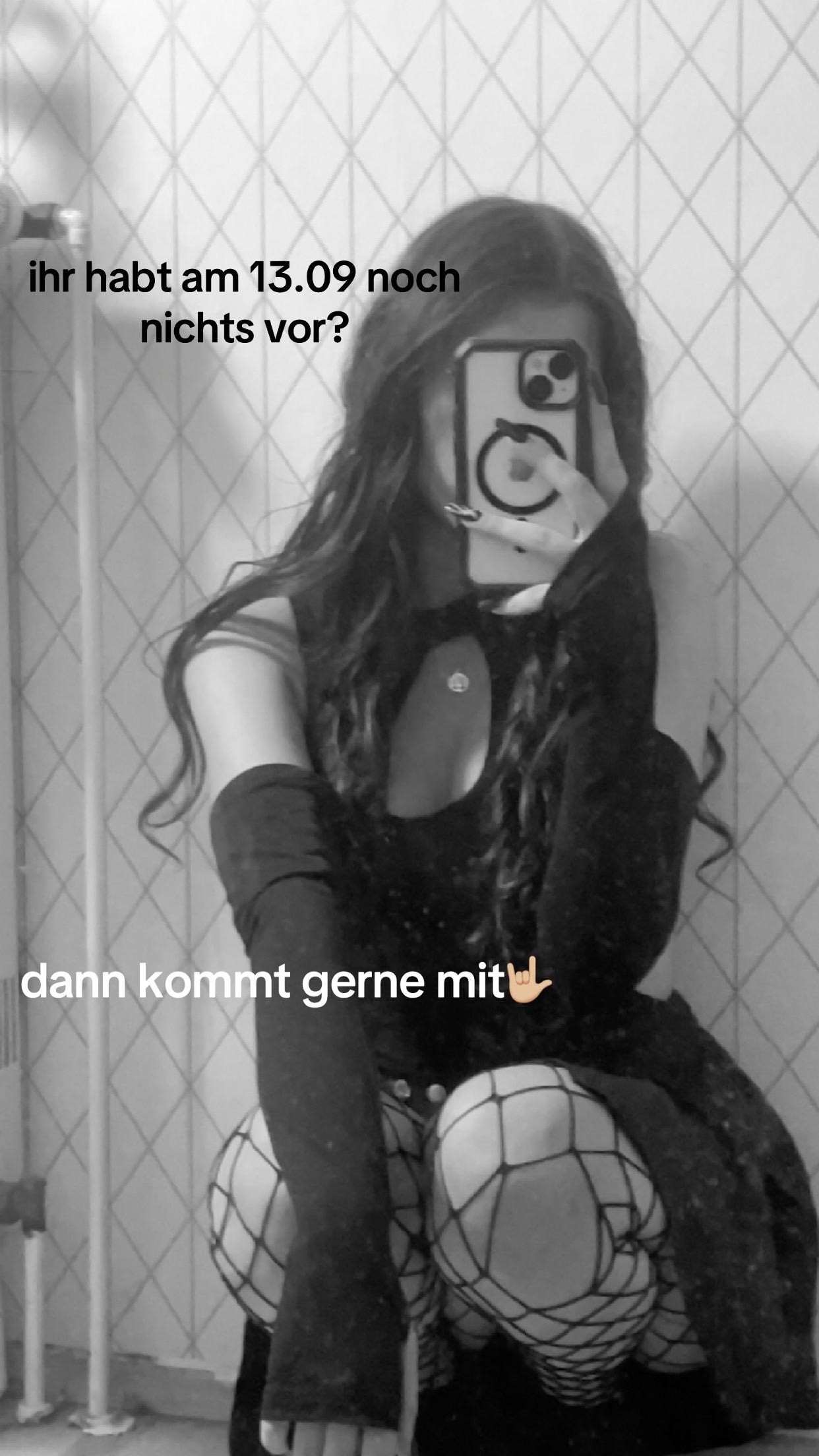 @<3