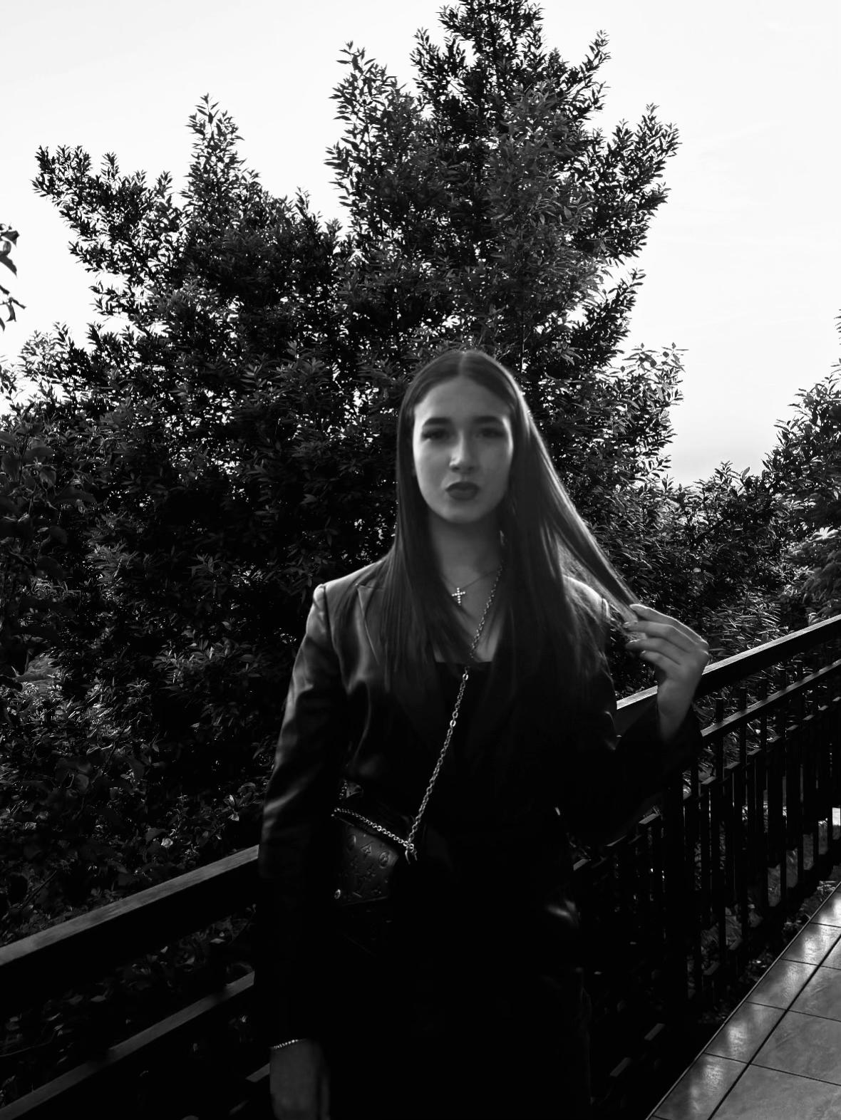 @𝑵𝑶𝑬𝑳𝑰𝑨14