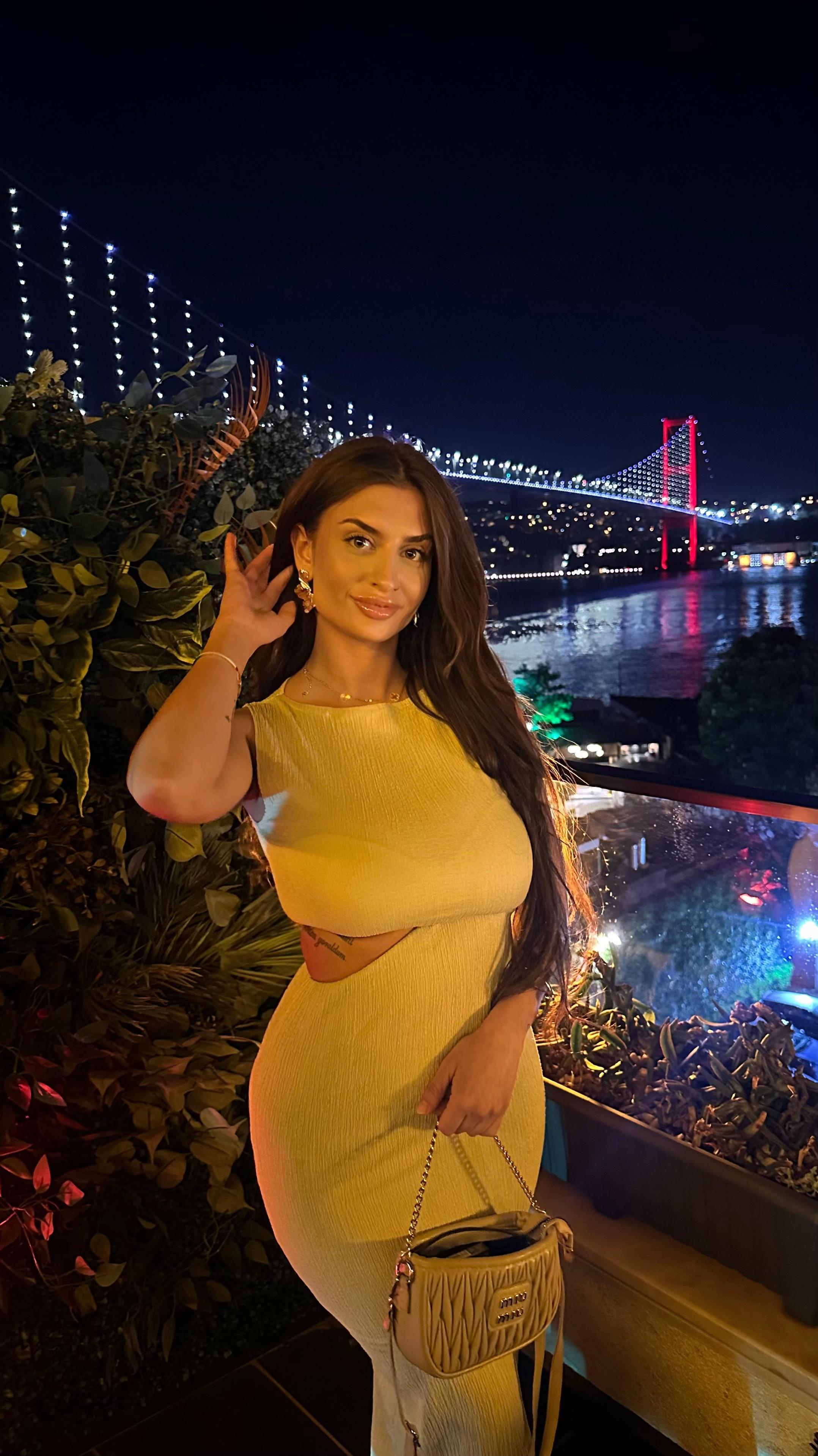 @a1eynax8